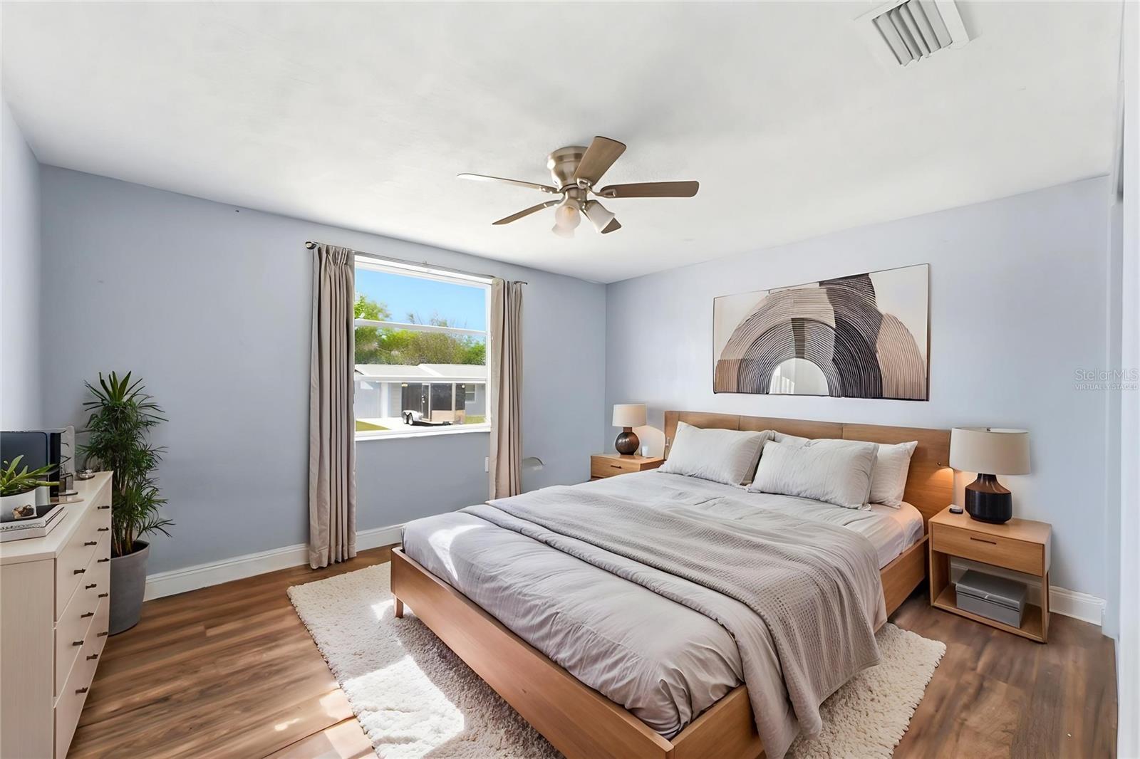 Image 20 of 38 For 9720 Rainbow Lane