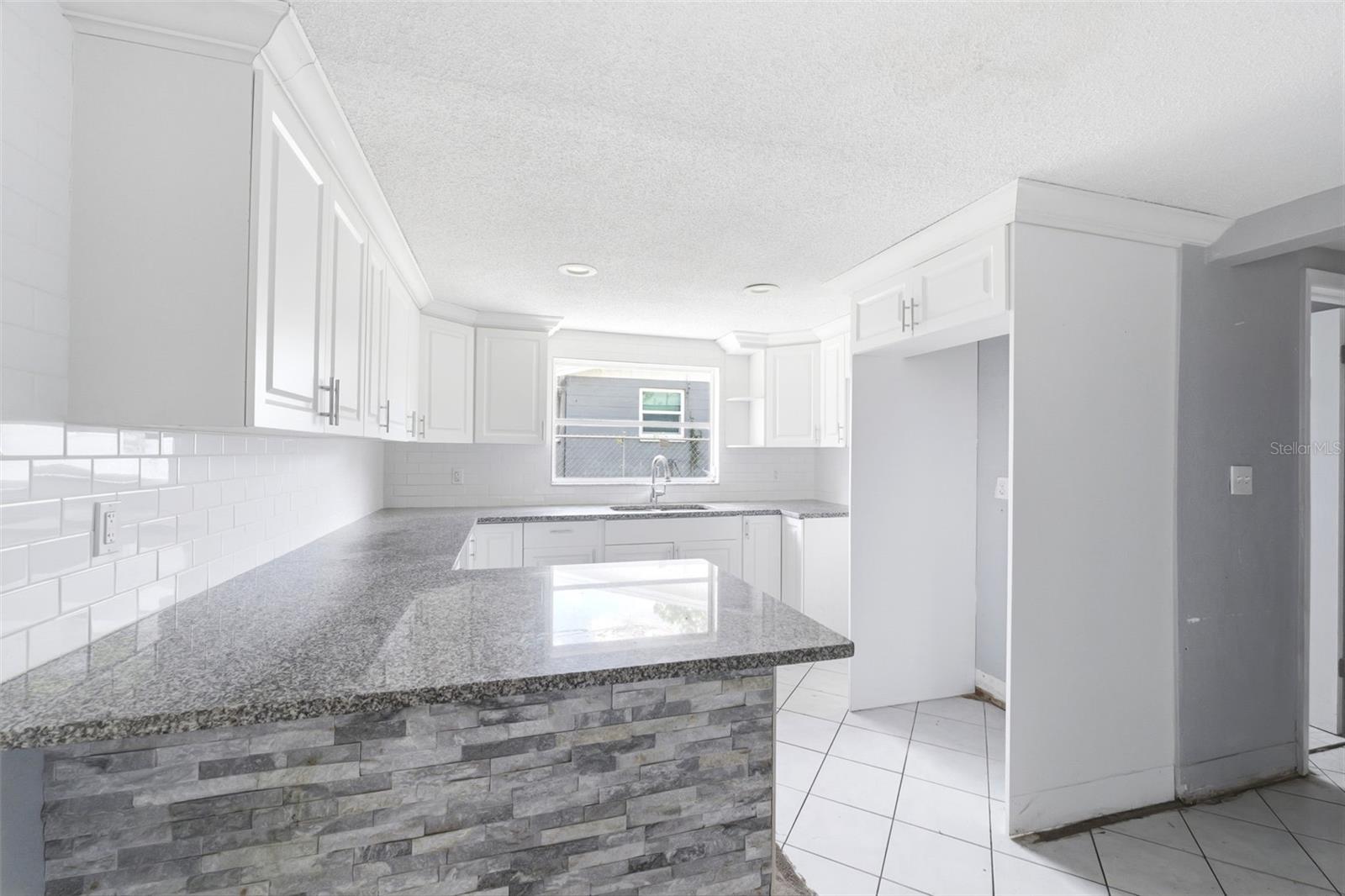 Image 37 of 38 For 9720 Rainbow Lane