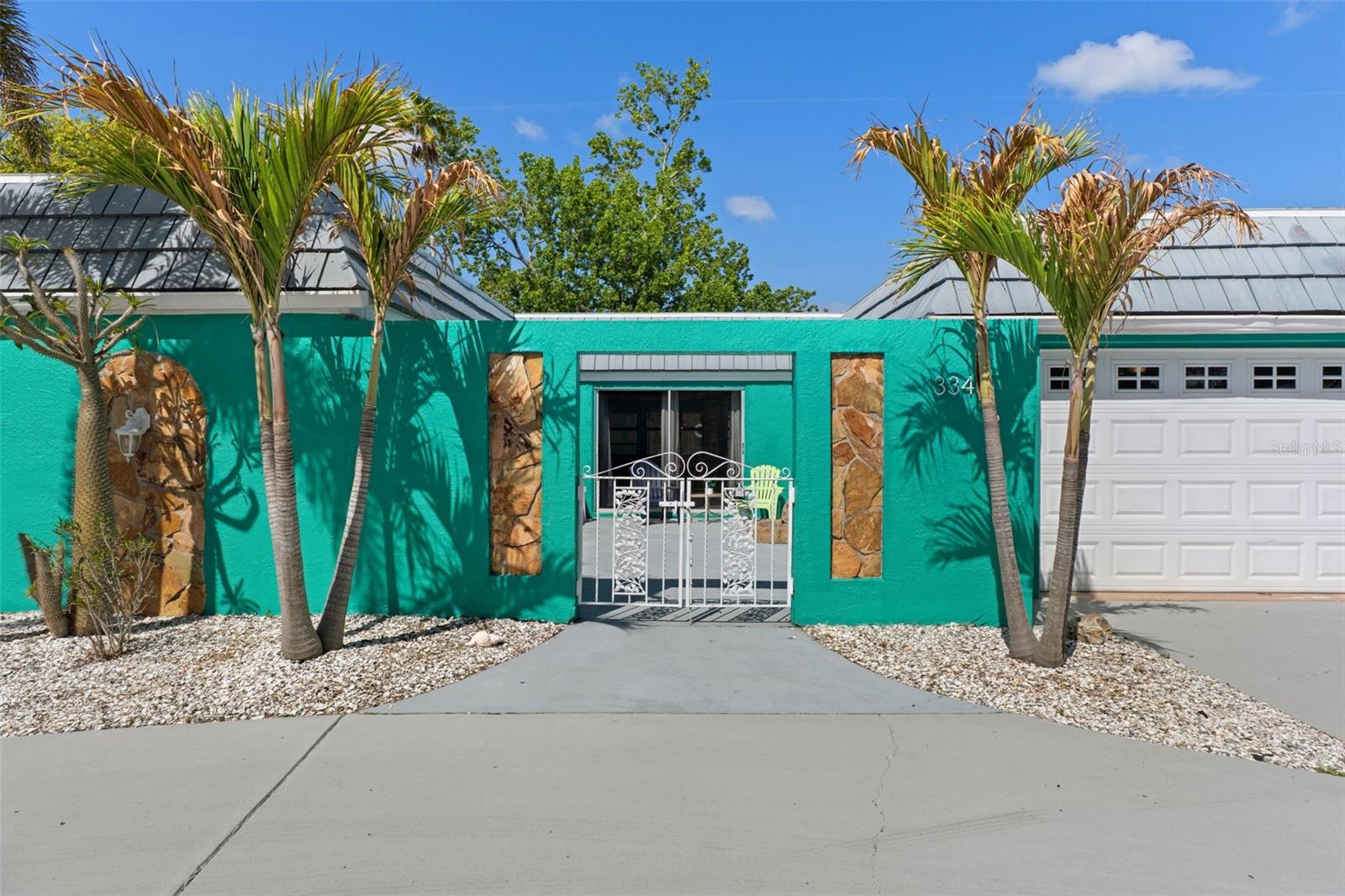 Image 2 of 66 For 3345 Blue Bird Drive