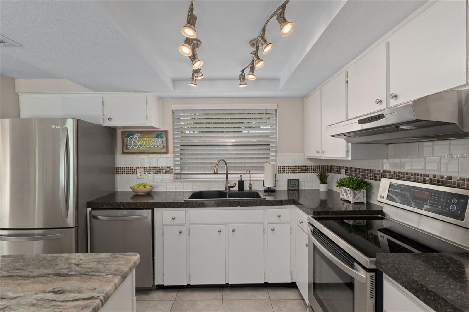 Image 27 of 66 For 3345 Blue Bird Drive