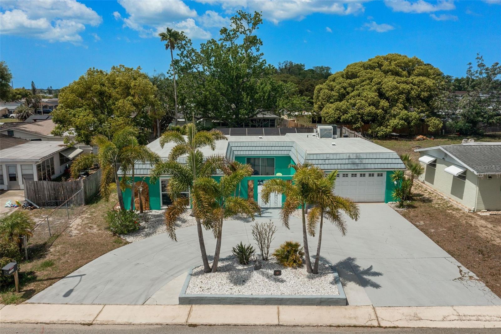 Image 5 of 66 For 3345 Blue Bird Drive