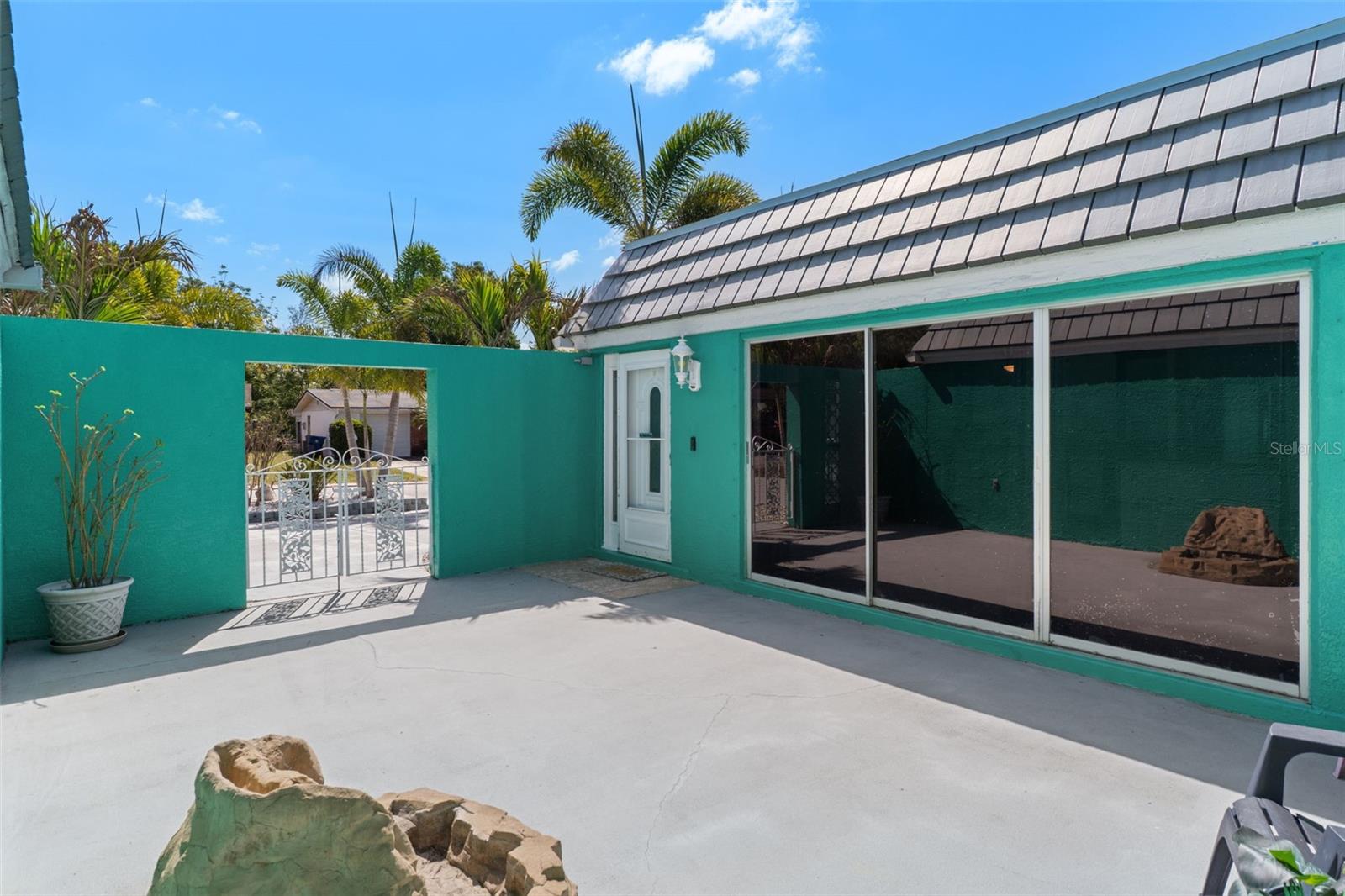 Image 9 of 66 For 3345 Blue Bird Drive