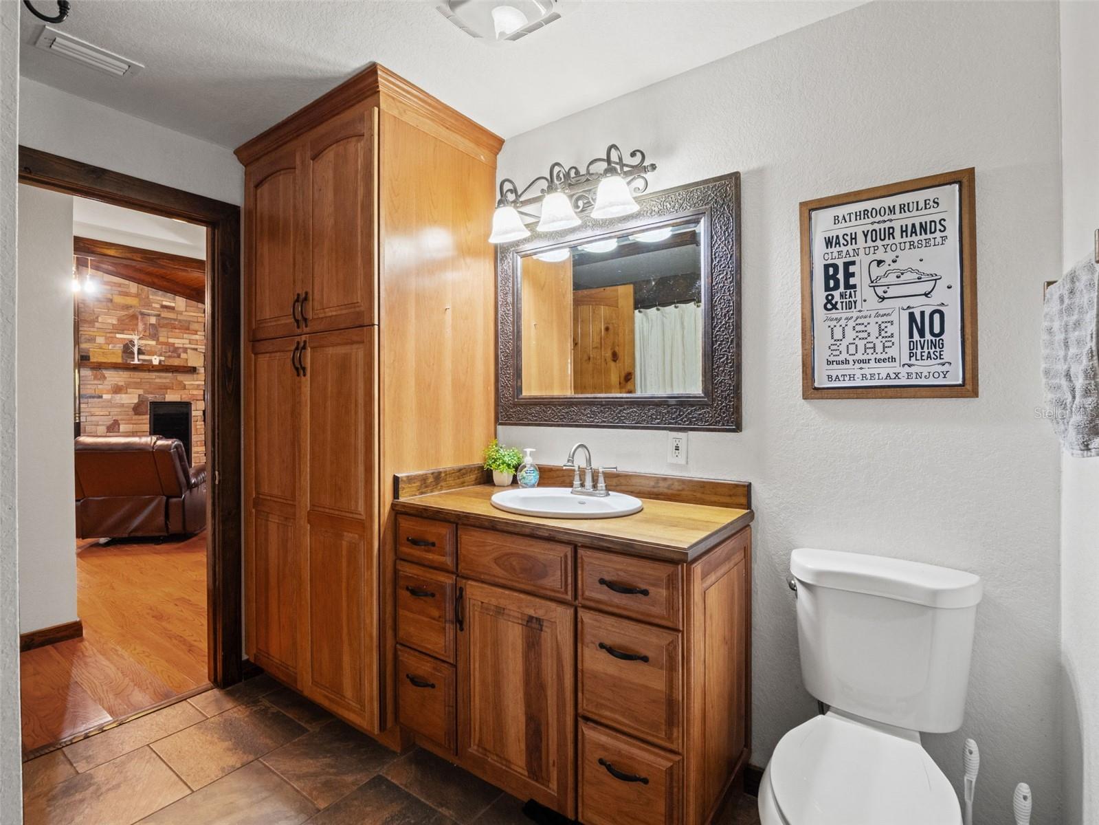 Listing photo id 26 for 22250 Hayman Road