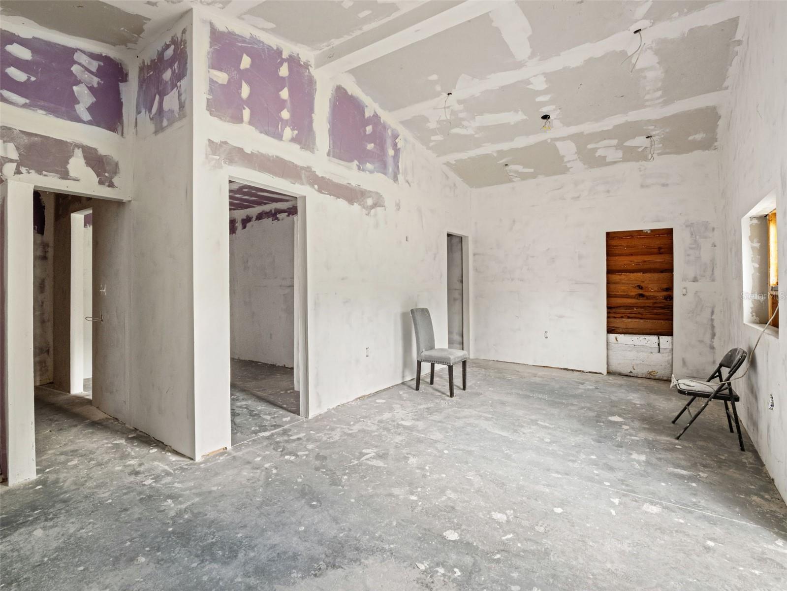 Listing photo id 33 for 22250 Hayman Road