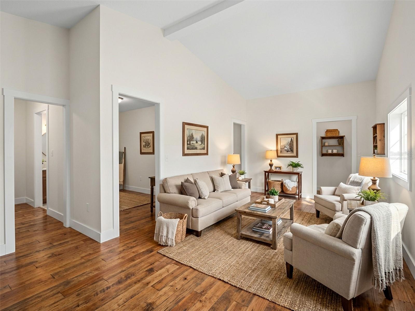 Listing photo id 34 for 22250 Hayman Road