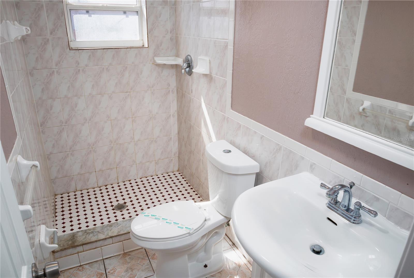 Image 10 of 45 For 9939 Woodridge Court