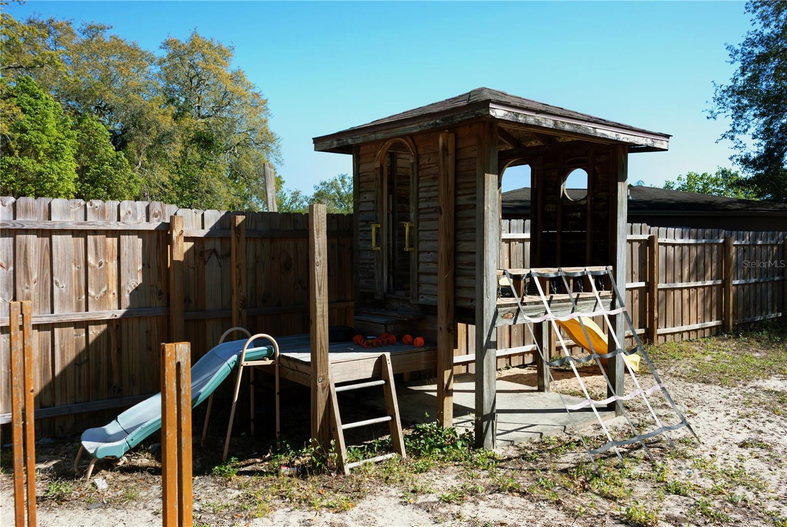 Image 35 of 45 For 9939 Woodridge Court