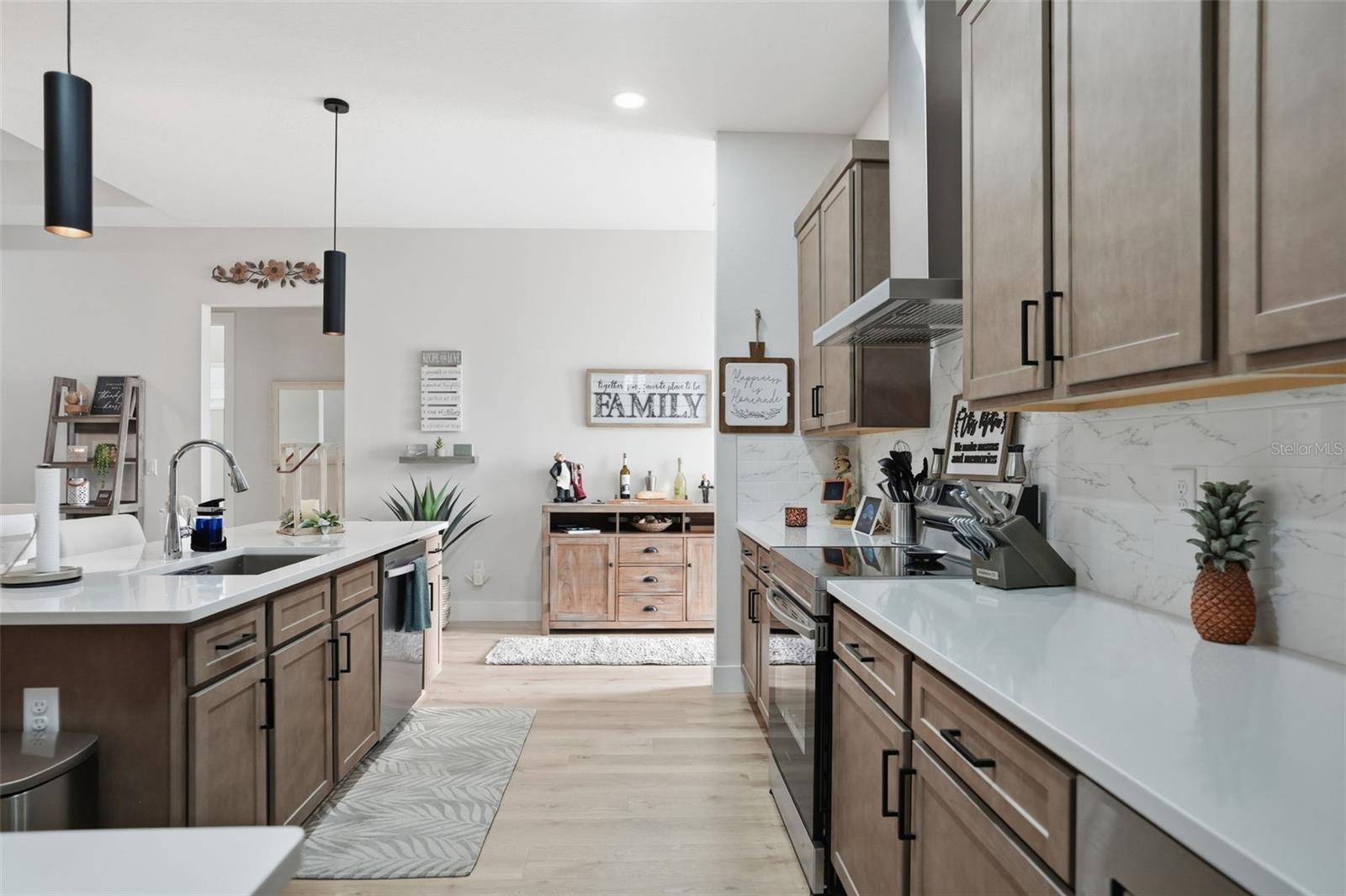 Image 11 of 99 For 9013 Mississippi Run