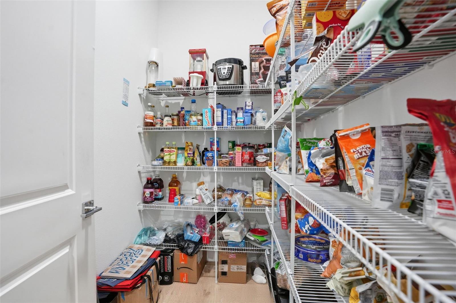 Image 17 of 99 For 9013 Mississippi Run