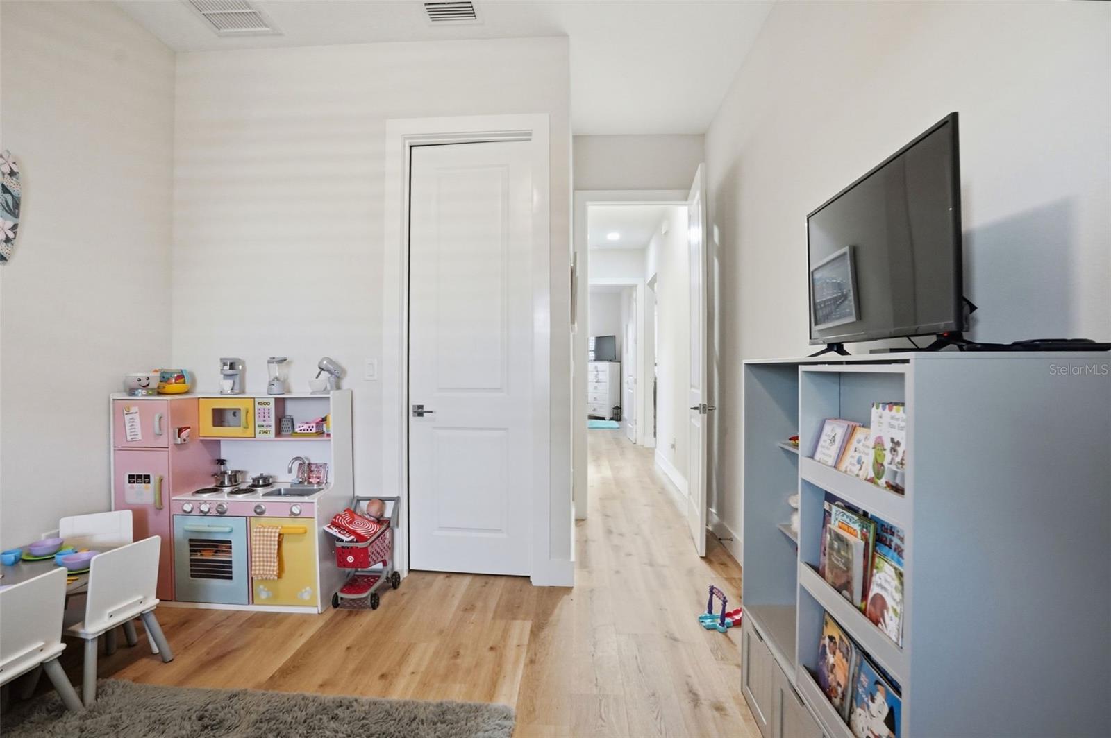 Image 42 of 99 For 9013 Mississippi Run