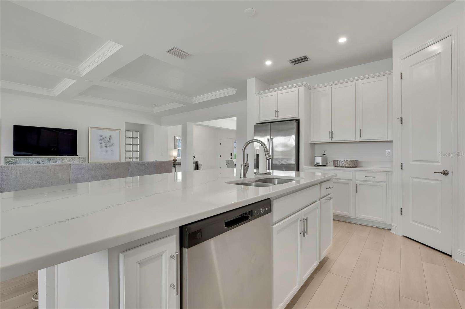 Image 19 of 89 For 19863 Tattnall Way