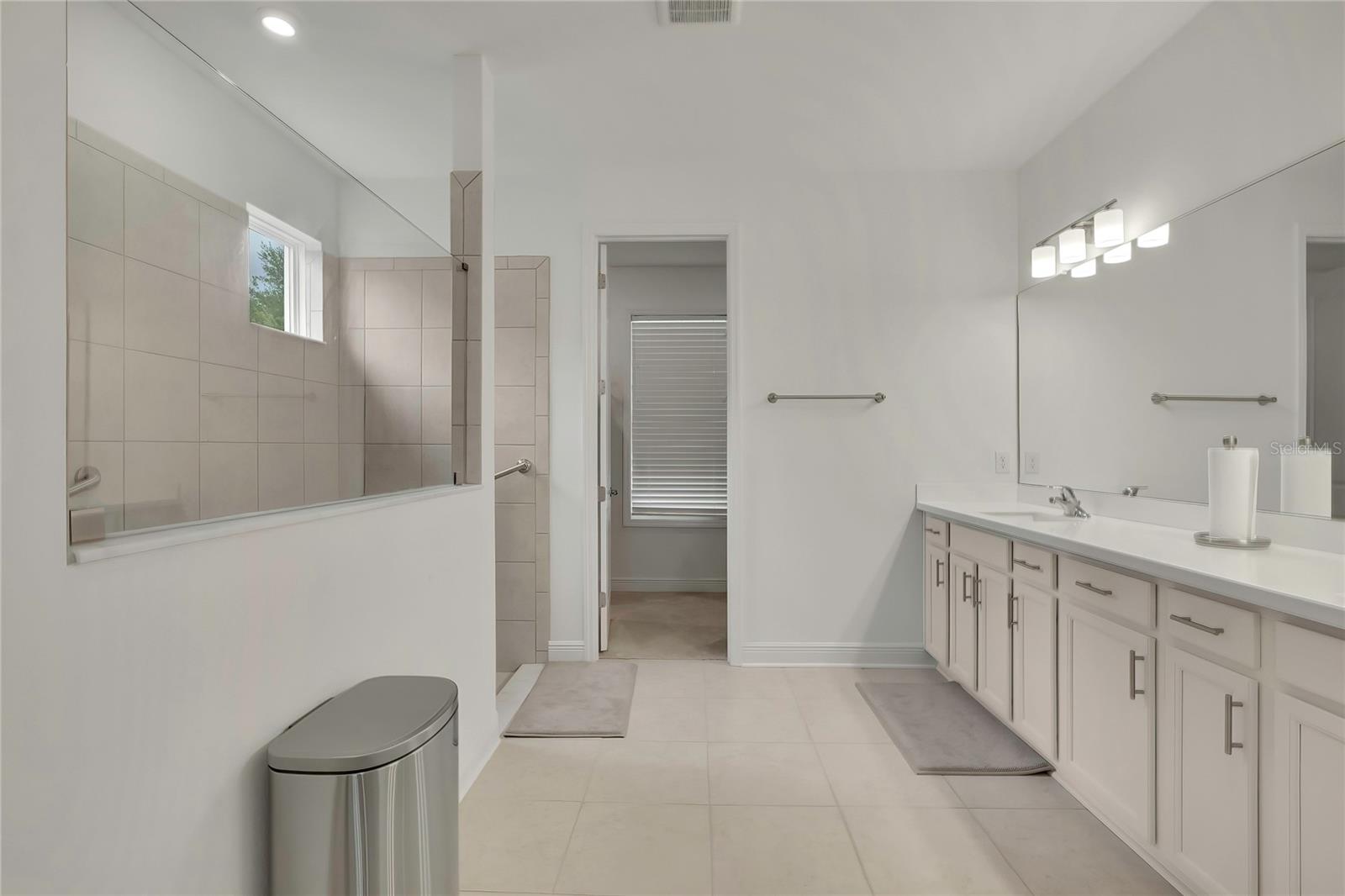 Image 30 of 89 For 19863 Tattnall Way