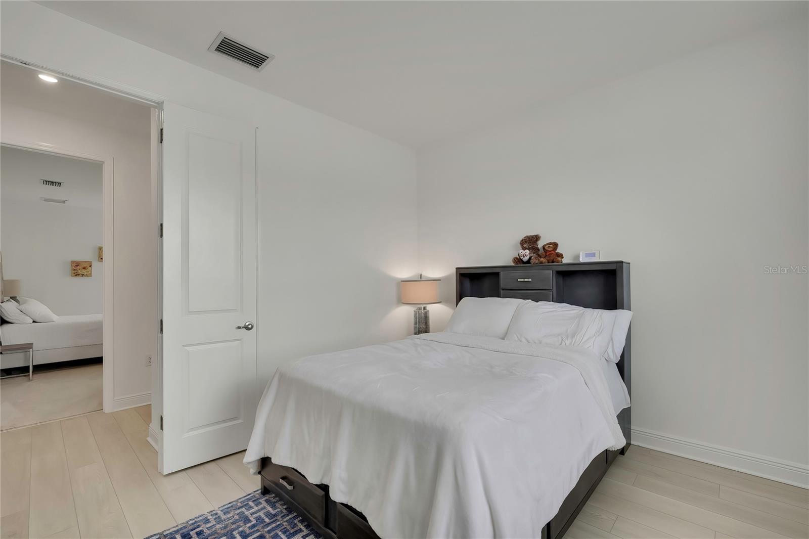 Image 37 of 89 For 19863 Tattnall Way