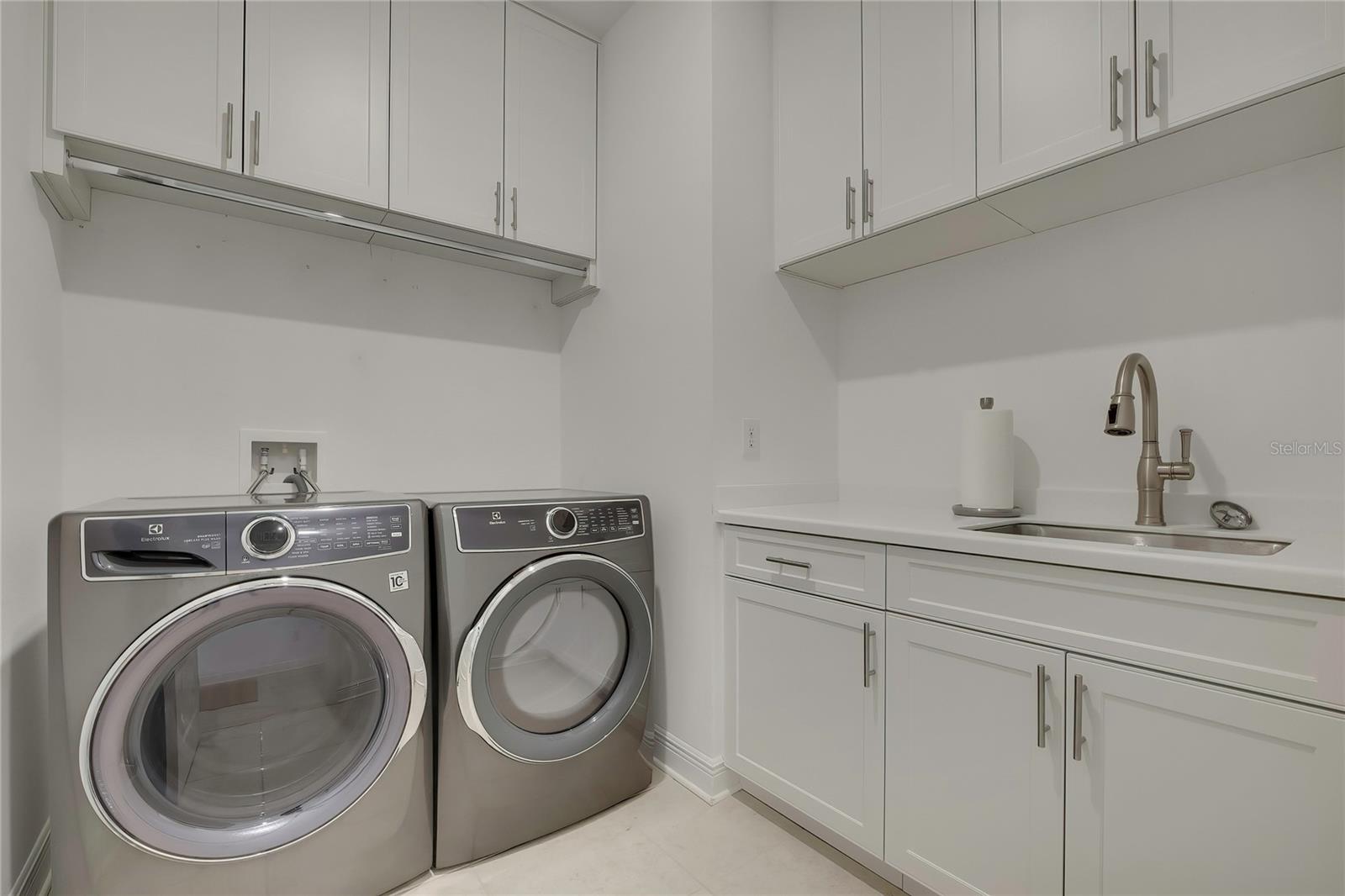 Image 46 of 89 For 19863 Tattnall Way