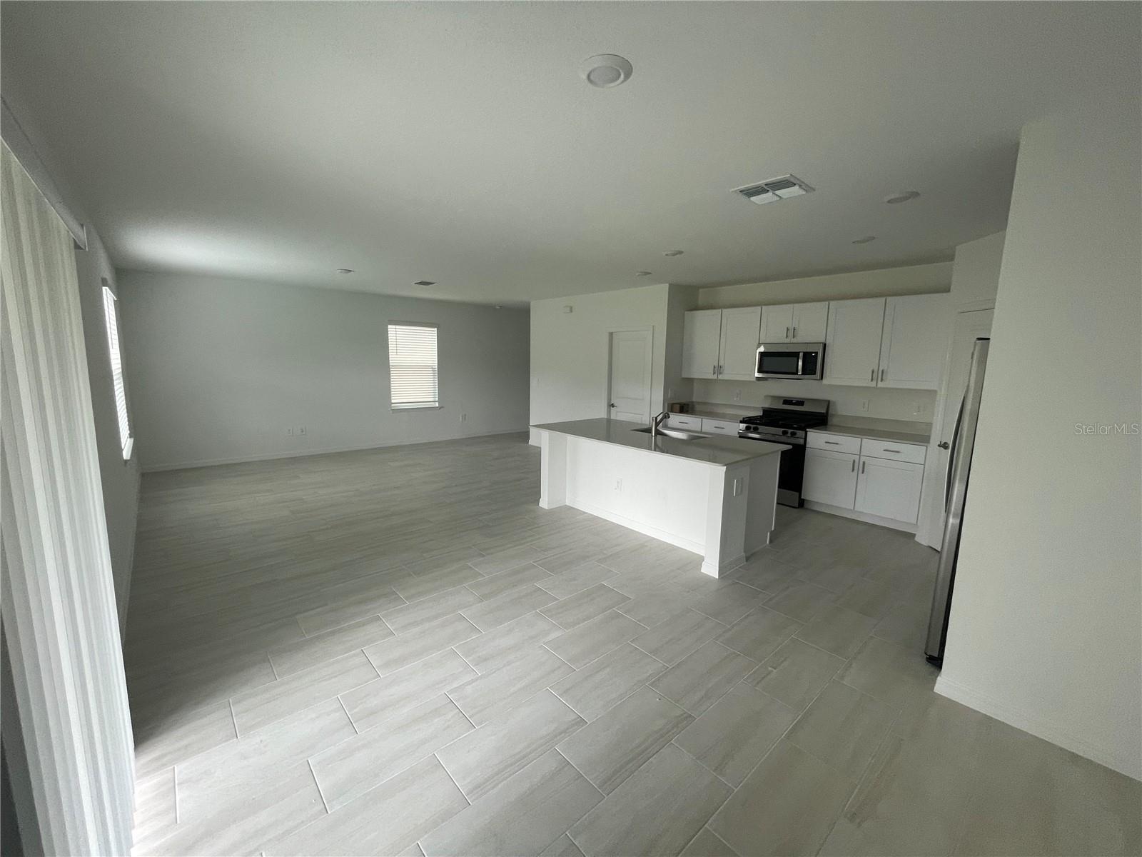 Image 10 of 48 For 9645 Carabiner Way