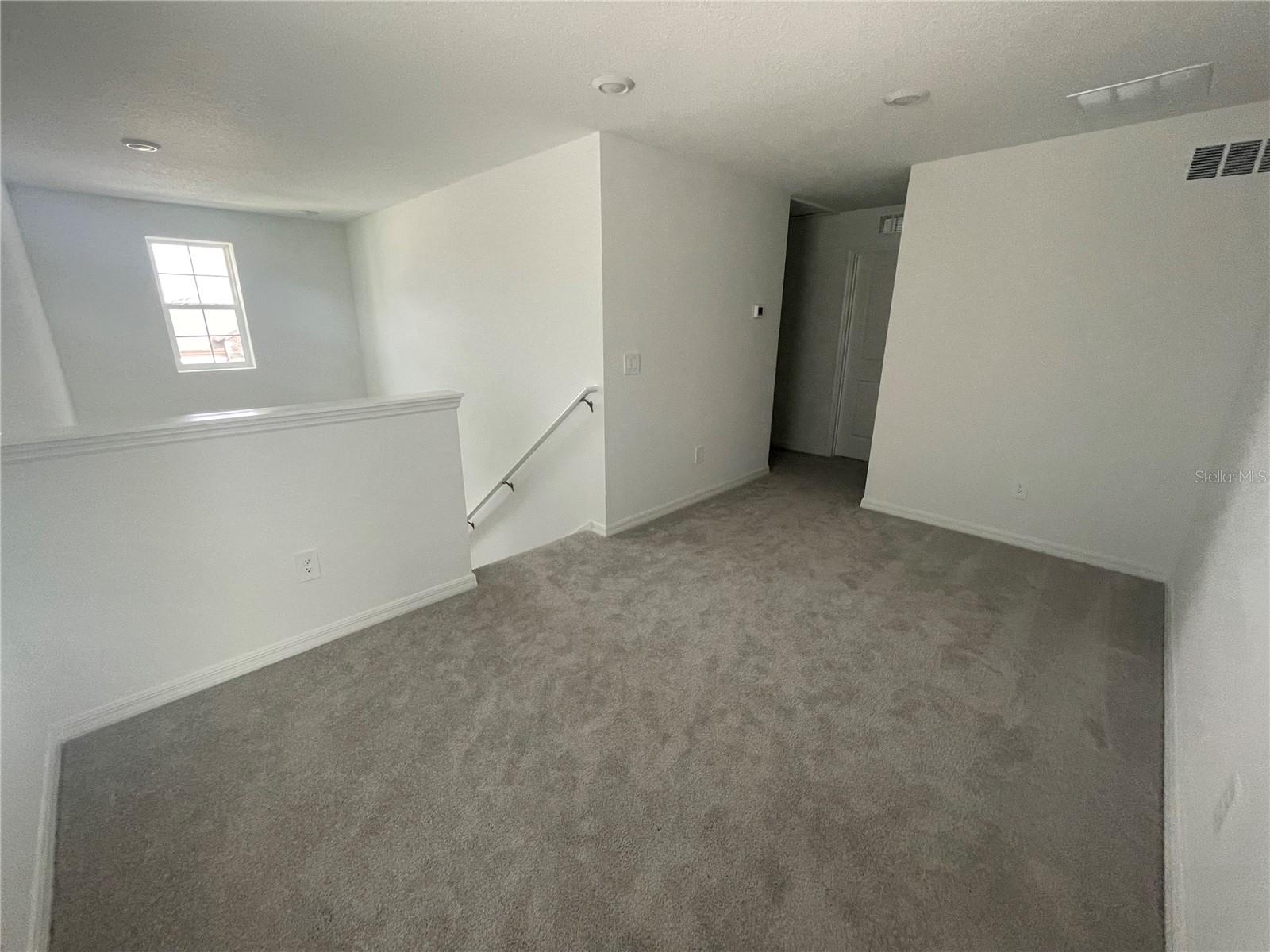 Image 23 of 48 For 9645 Carabiner Way