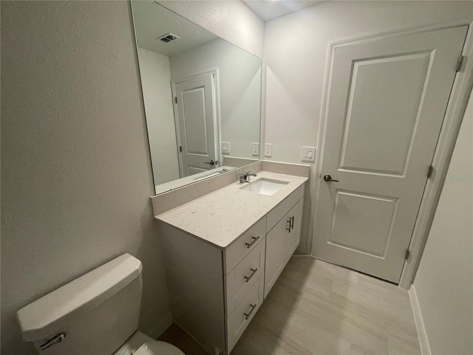 Image 30 of 48 For 9645 Carabiner Way