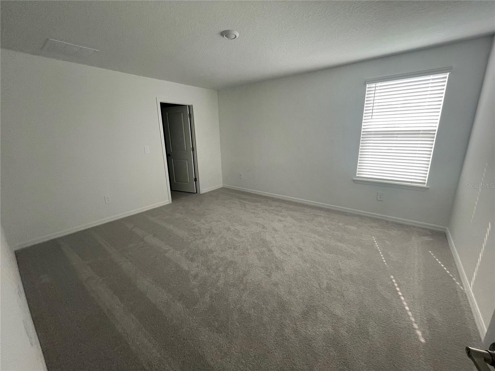 Image 35 of 48 For 9645 Carabiner Way