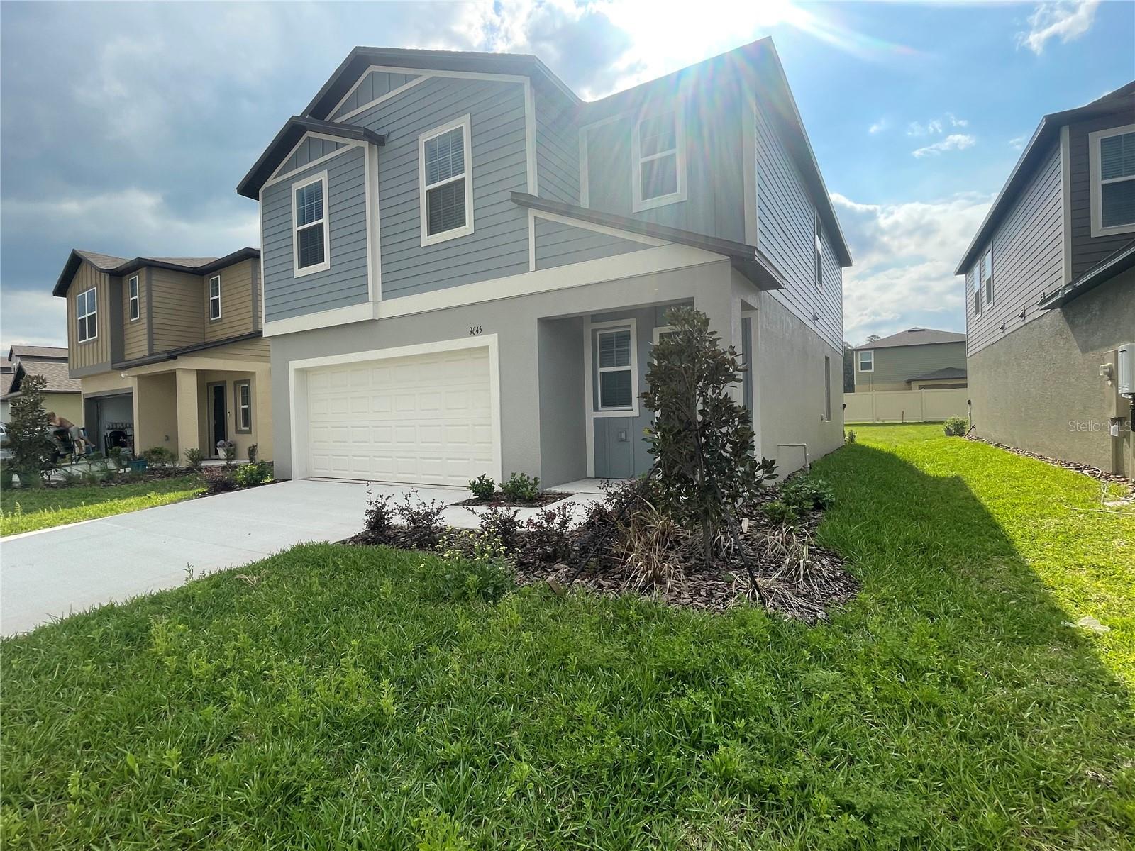 Image 5 of 48 For 9645 Carabiner Way