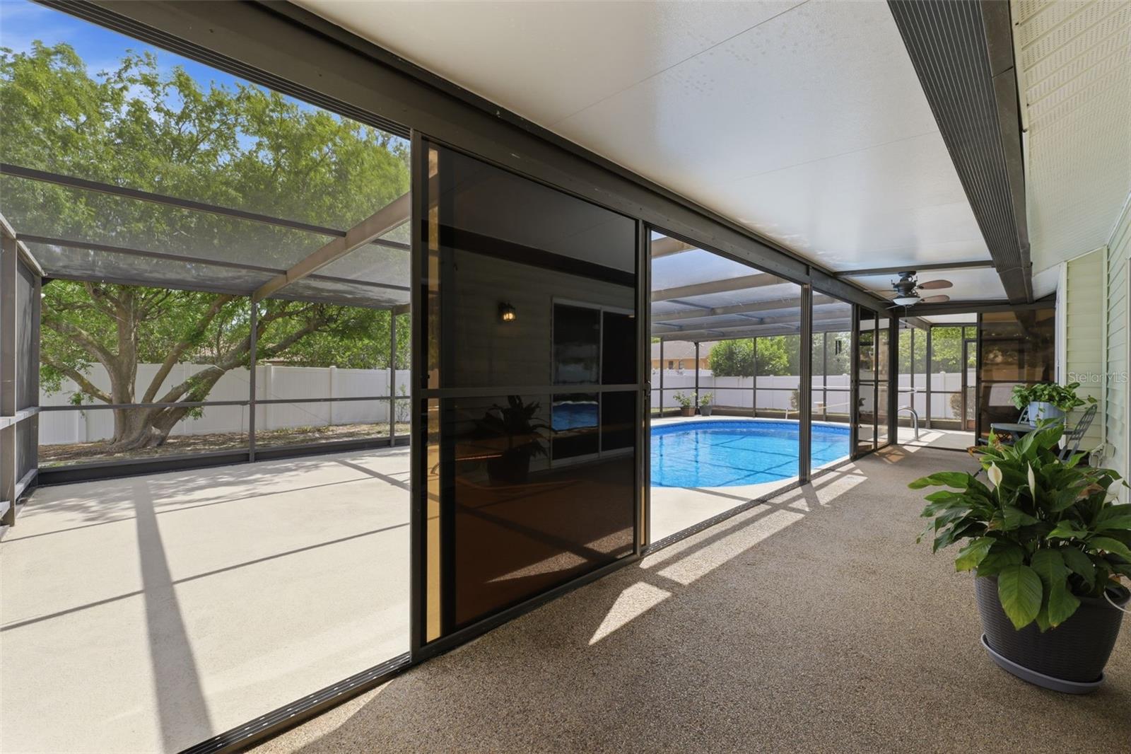 Image 30 of 55 For 11224 Holbrook Street