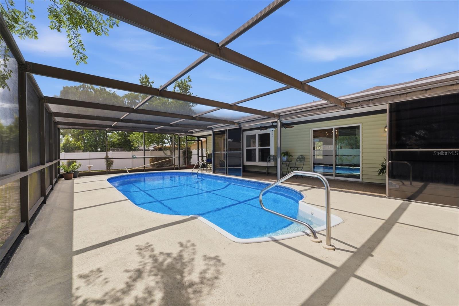 Image 31 of 55 For 11224 Holbrook Street