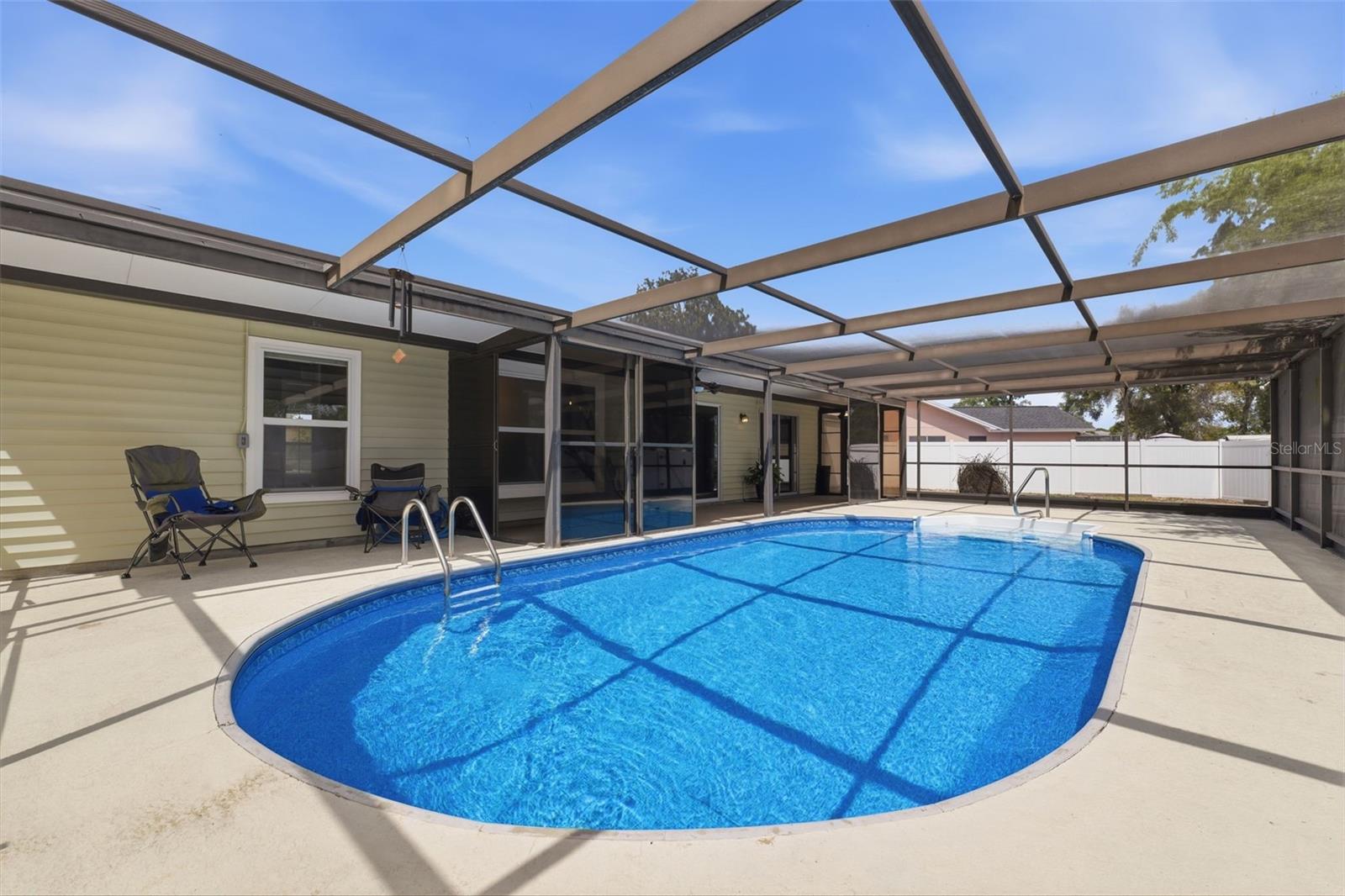 Image 32 of 55 For 11224 Holbrook Street