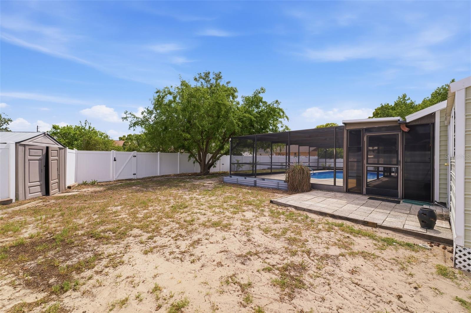 Image 39 of 55 For 11224 Holbrook Street