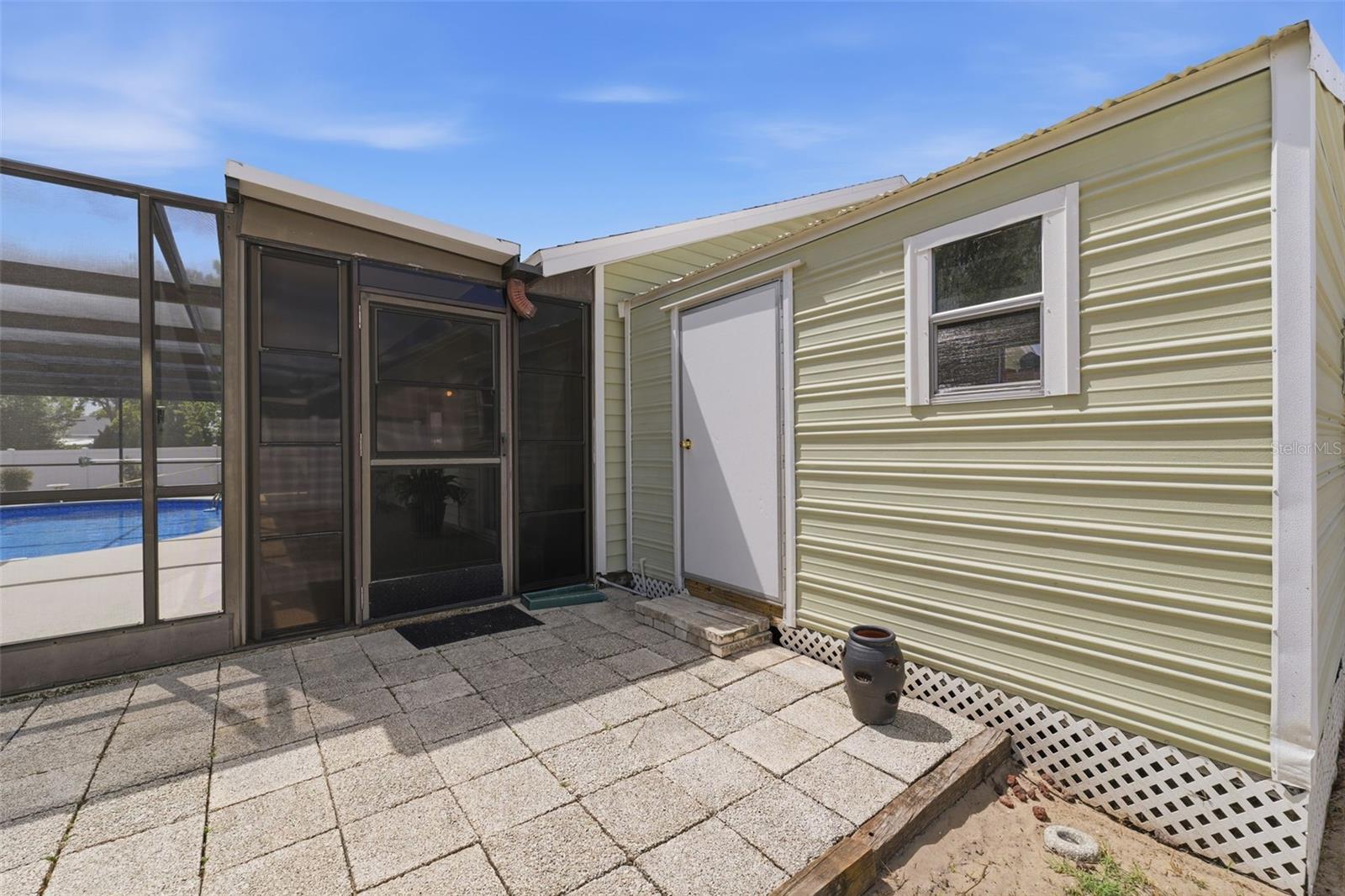 Image 40 of 55 For 11224 Holbrook Street