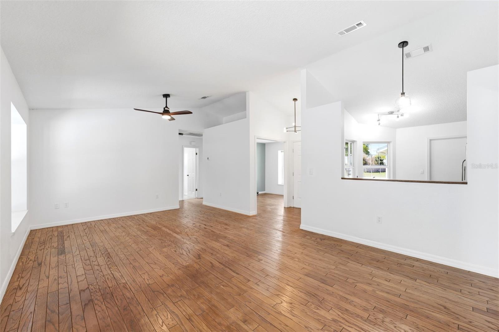 Image 9 of 55 For 11224 Holbrook Street