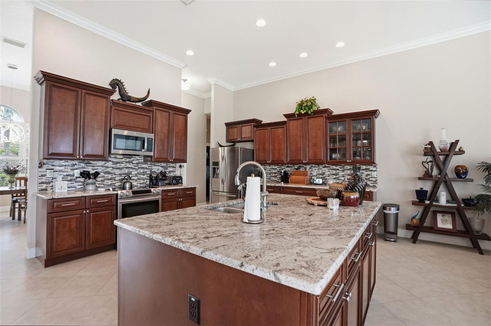 Image 21 of 78 For 9203 Lake Cypress Loop