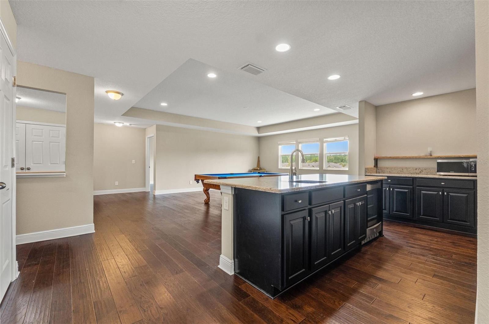 Image 36 of 67 For 18696 Malinche Loop