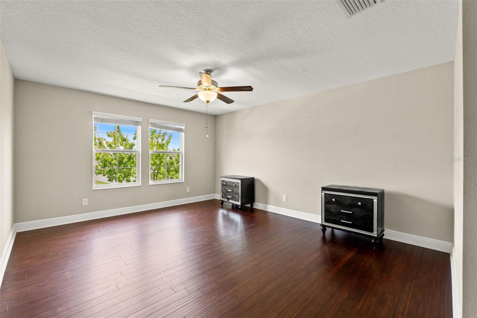 Image 58 of 67 For 18696 Malinche Loop