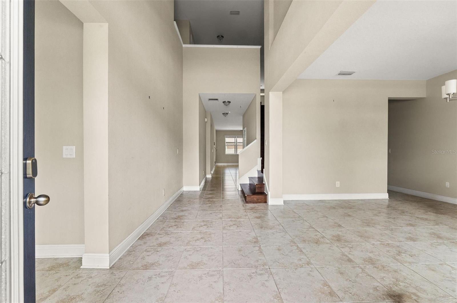 Image 6 of 67 For 18696 Malinche Loop