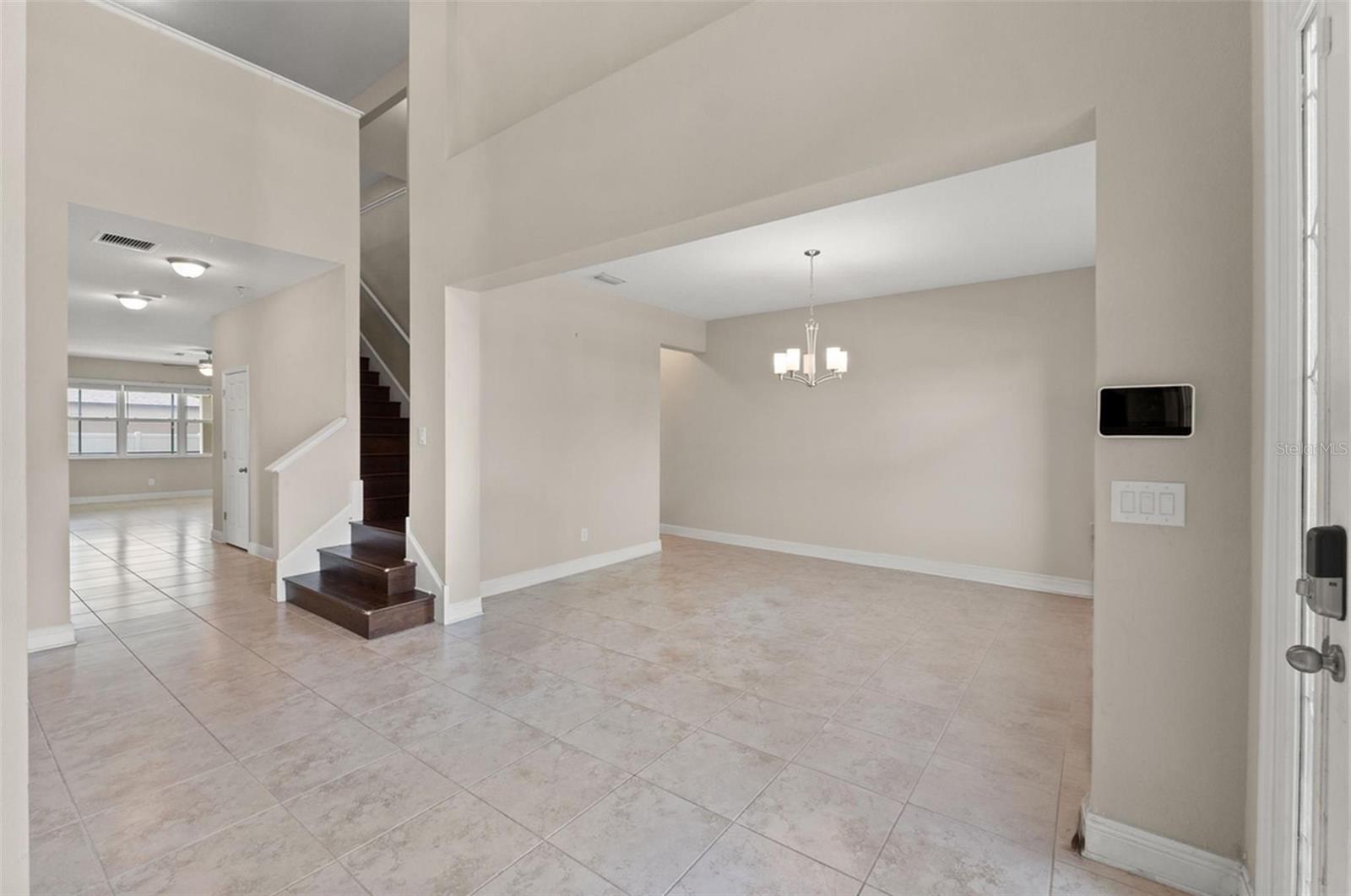 Image 7 of 67 For 18696 Malinche Loop