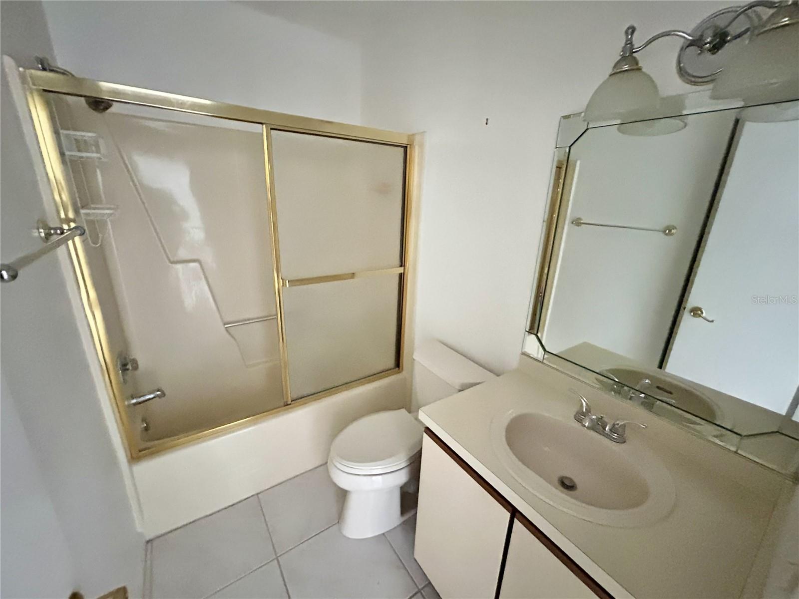 Image 21 of 42 For 6519 Spring Flower Drive 24