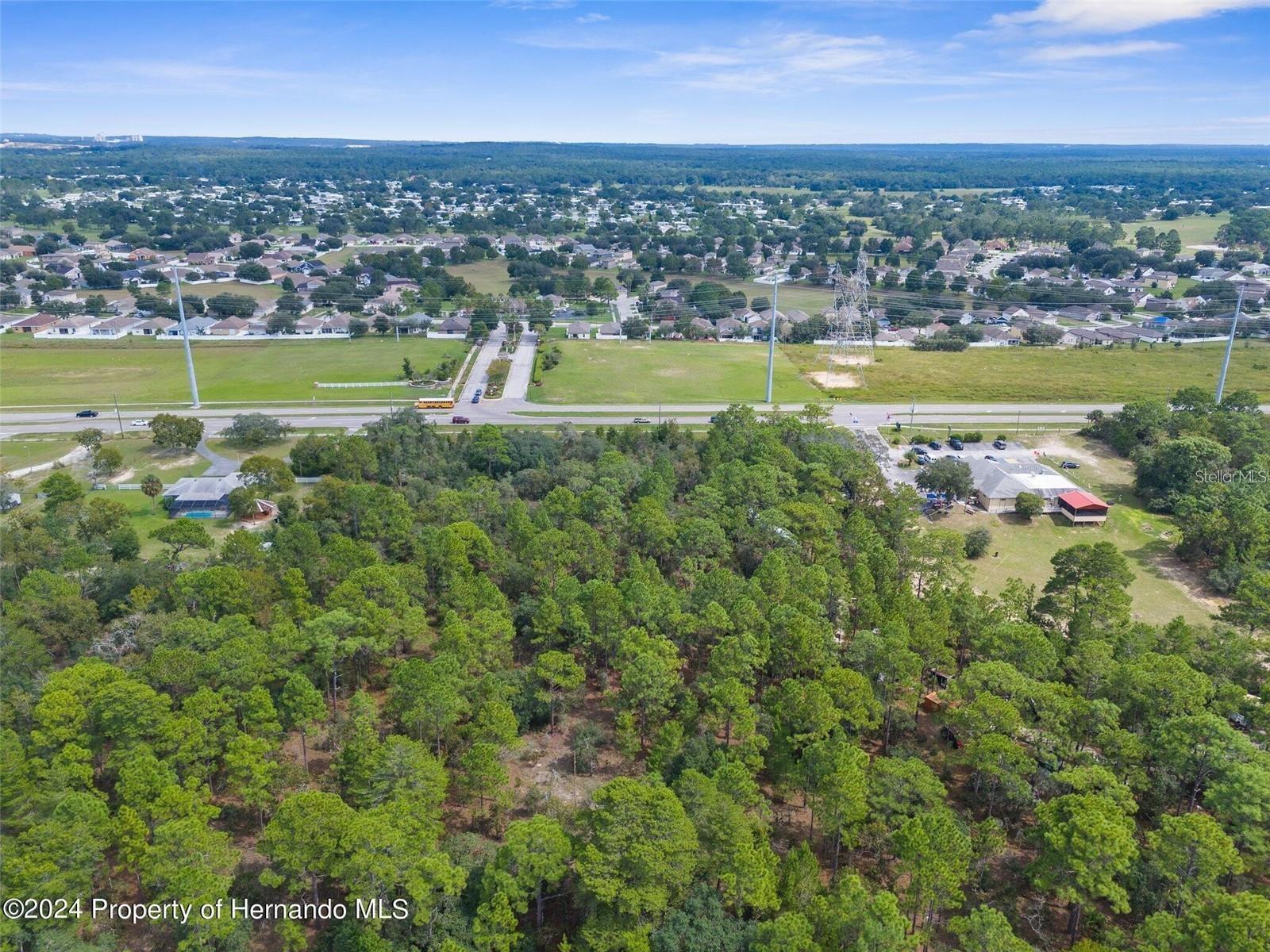 Listing photo id 9 for Sunshine Grove Road