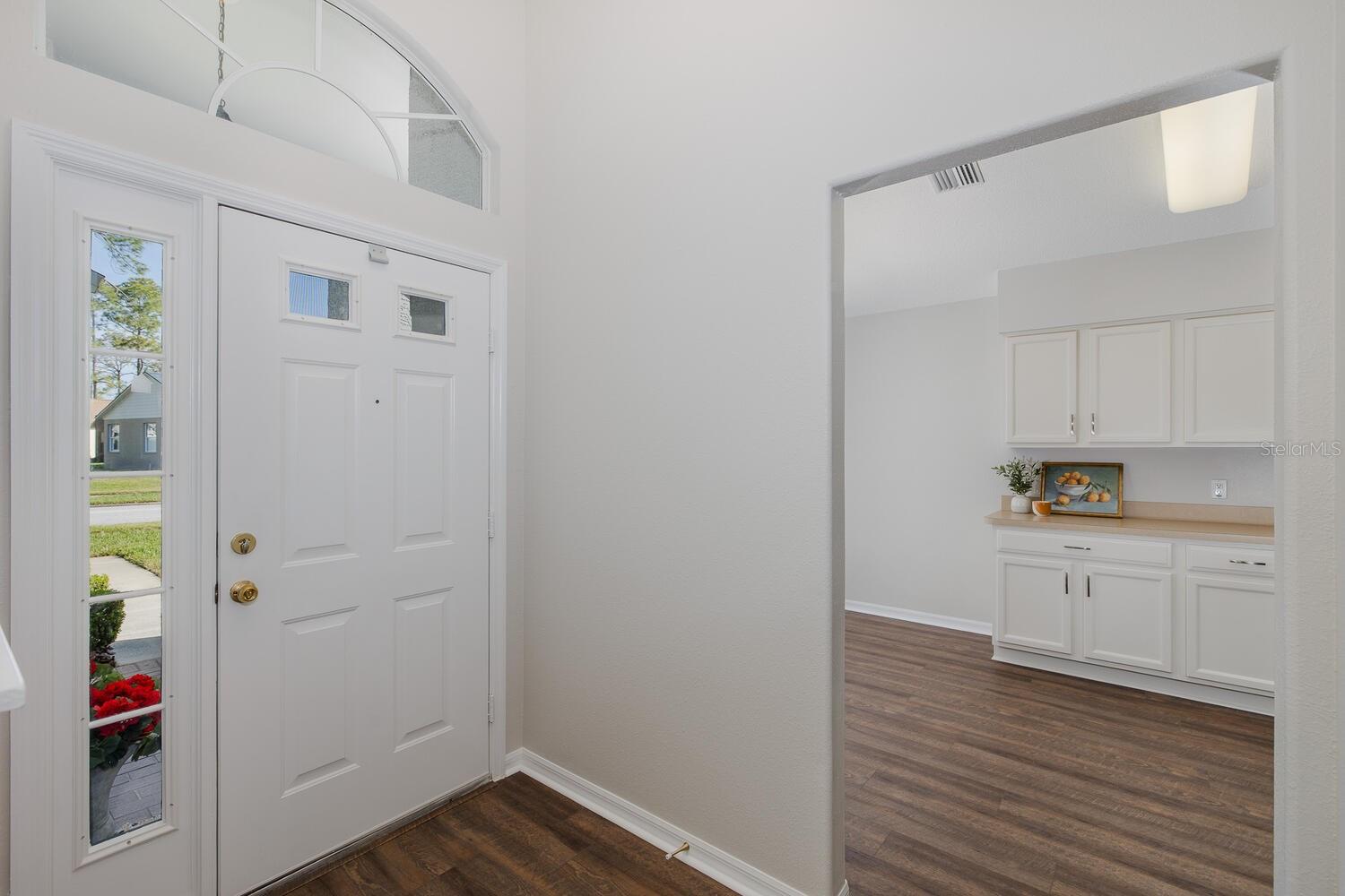 Image 14 of 88 For 11718 Wheatfield Loop