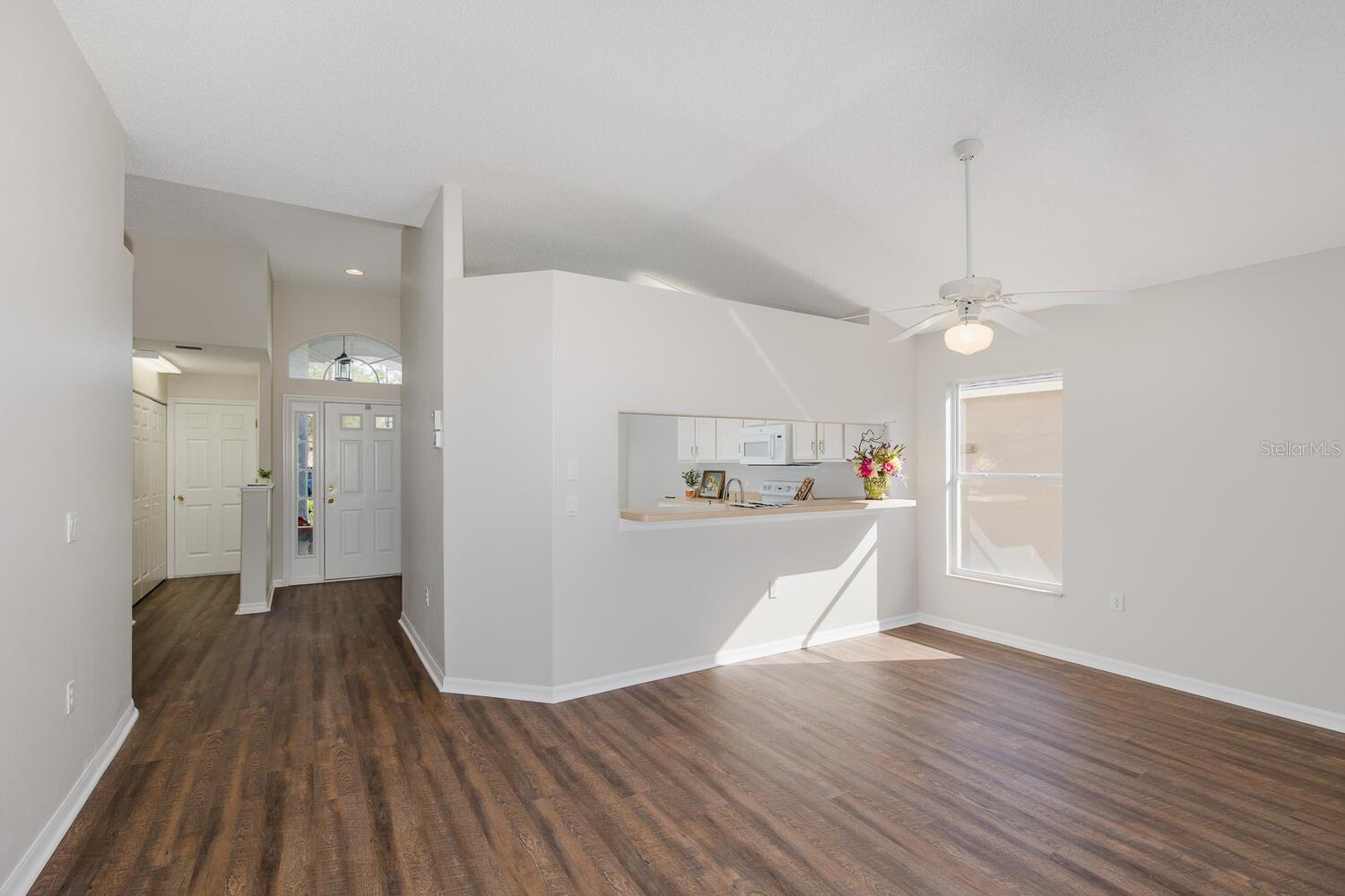 Image 26 of 88 For 11718 Wheatfield Loop