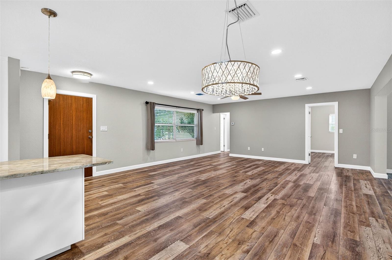 Image 11 of 74 For 7 Eagle Lane