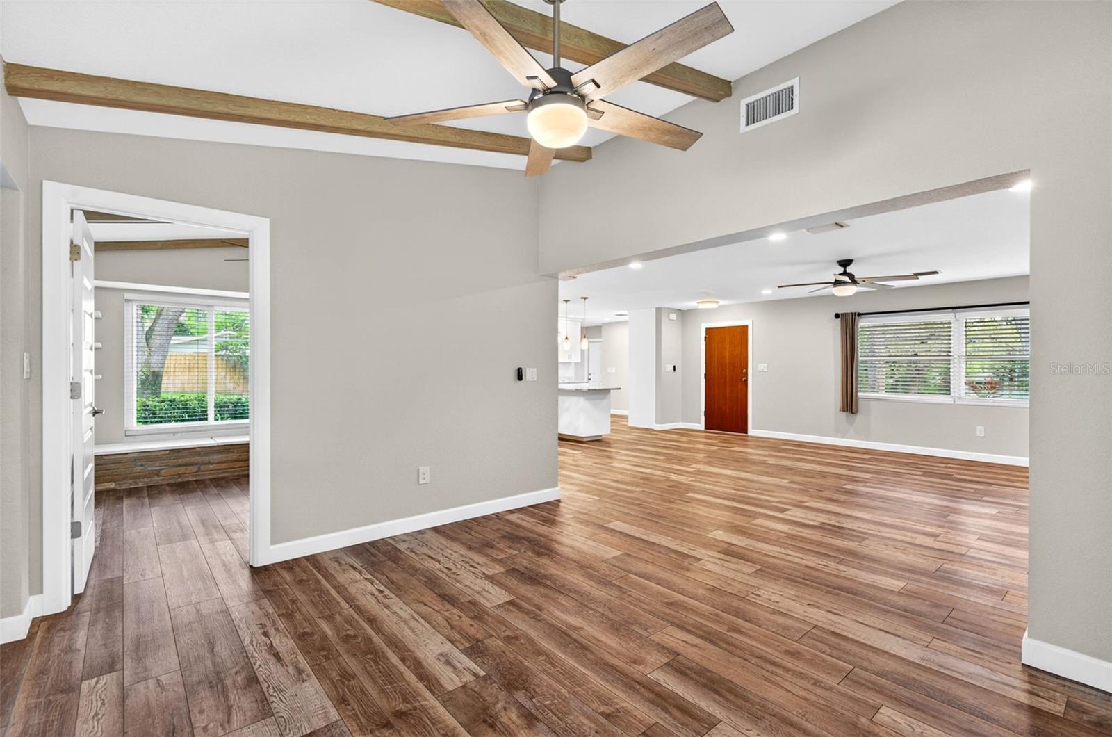 Image 13 of 74 For 7 Eagle Lane