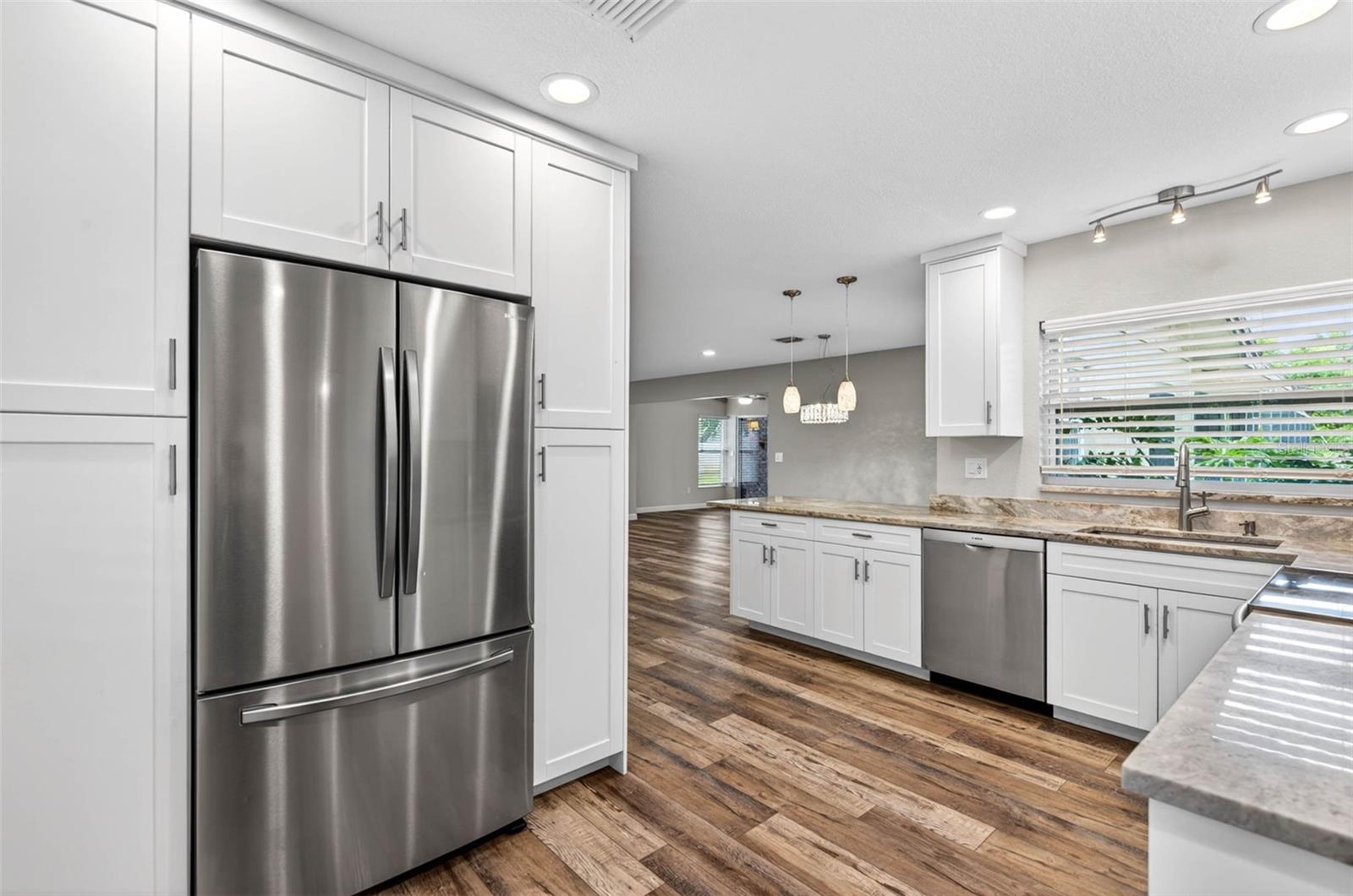 Image 14 of 74 For 7 Eagle Lane