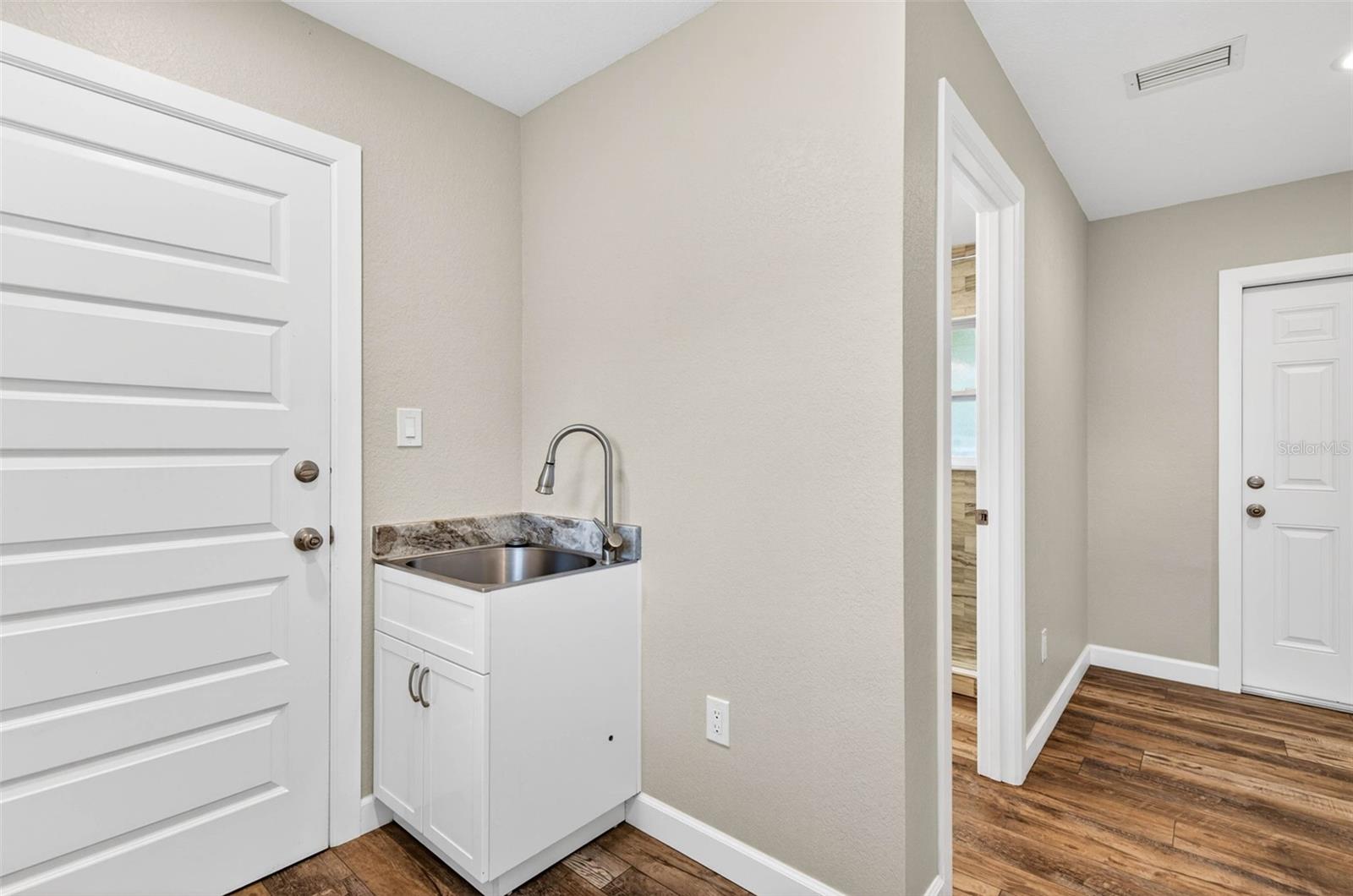 Image 43 of 74 For 7 Eagle Lane