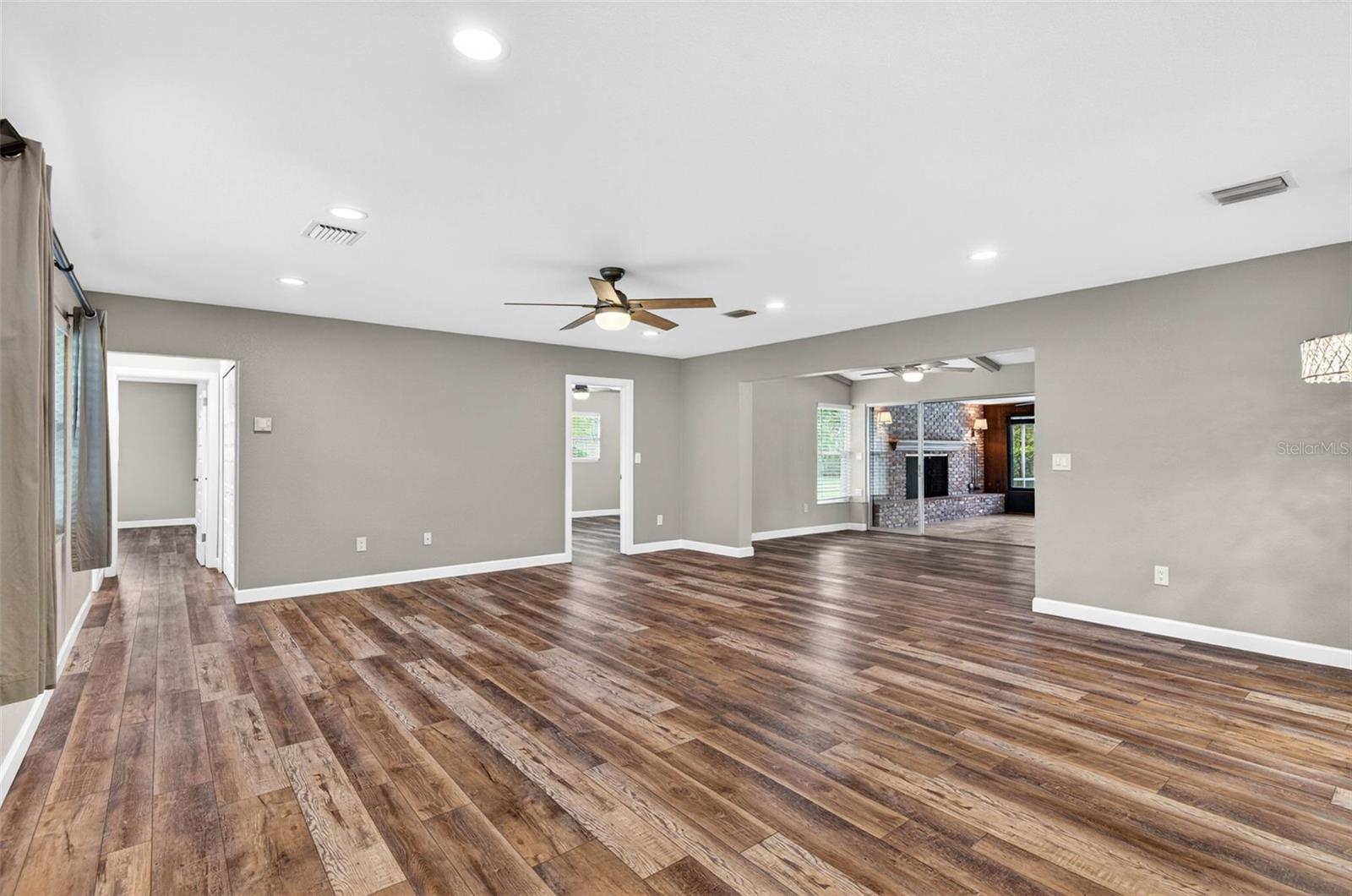 Image 5 of 74 For 7 Eagle Lane