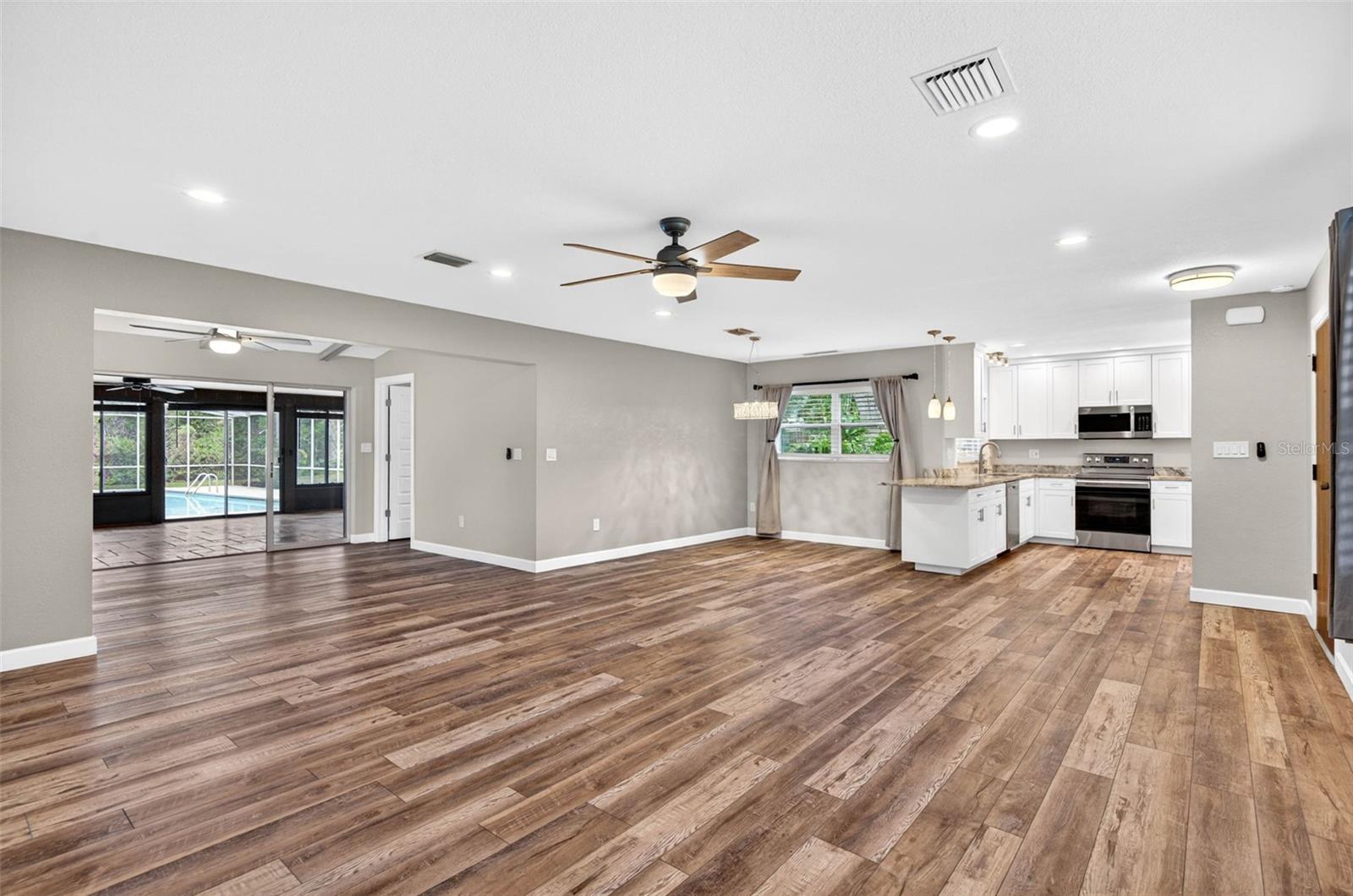 Image 6 of 74 For 7 Eagle Lane