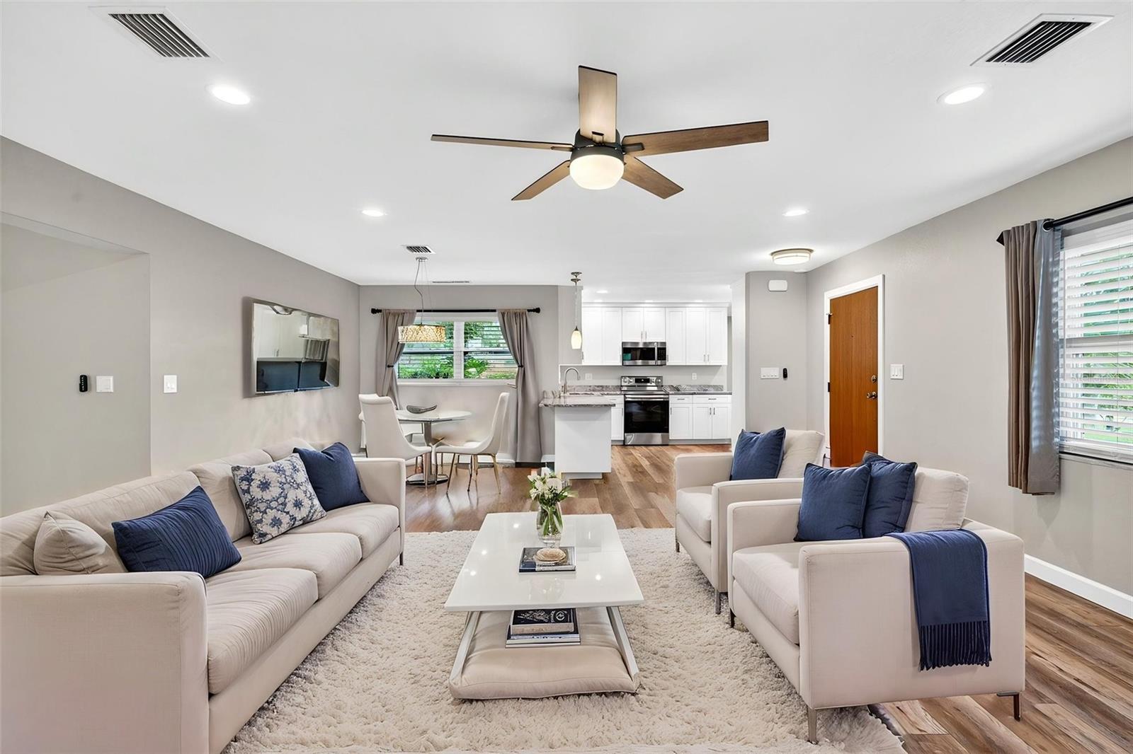 Image 7 of 74 For 7 Eagle Lane