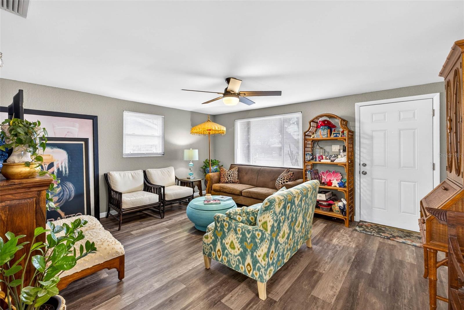 Image 3 of 25 For 1016 Windsor Hill Way