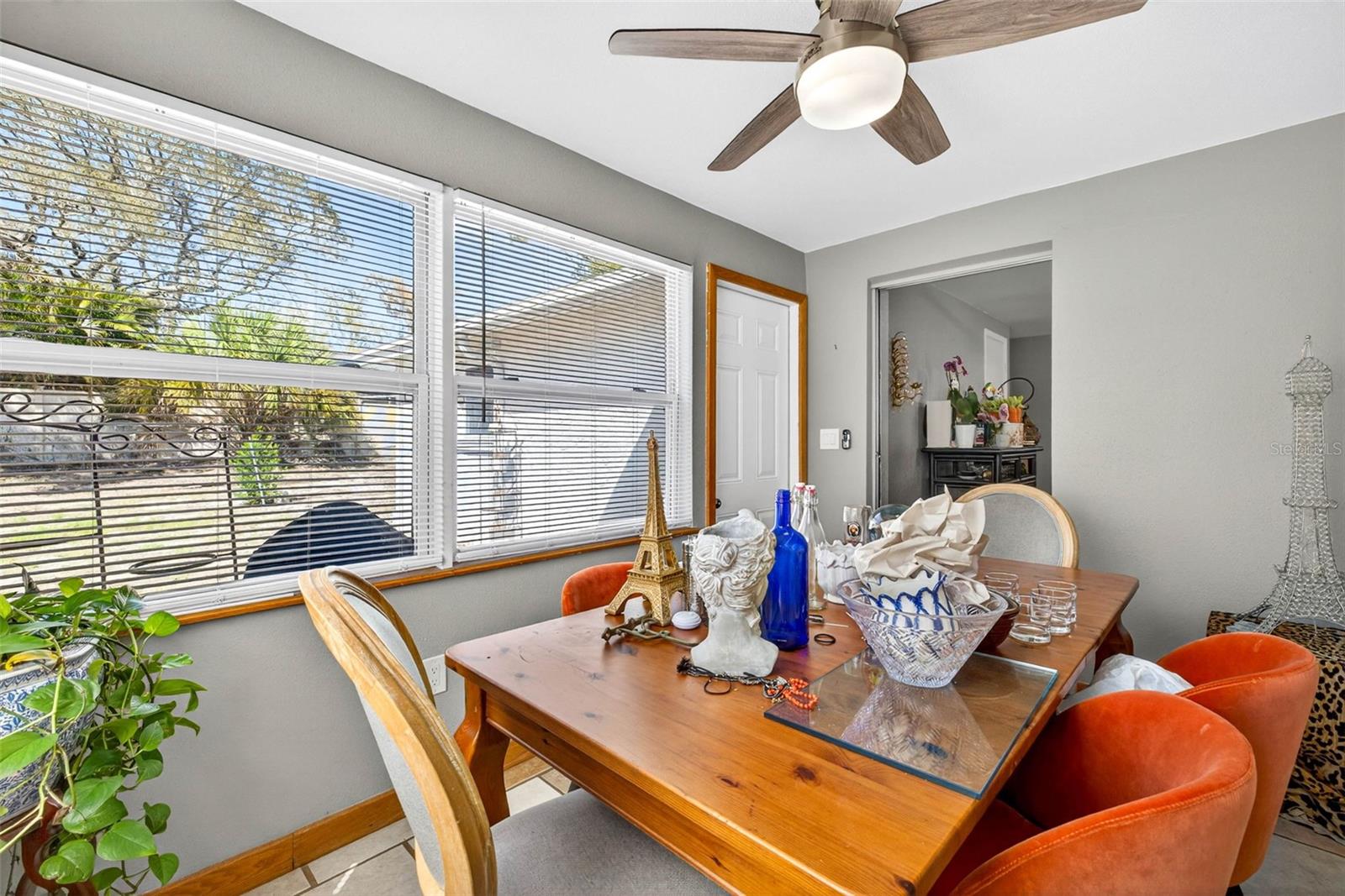 Image 9 of 25 For 1016 Windsor Hill Way