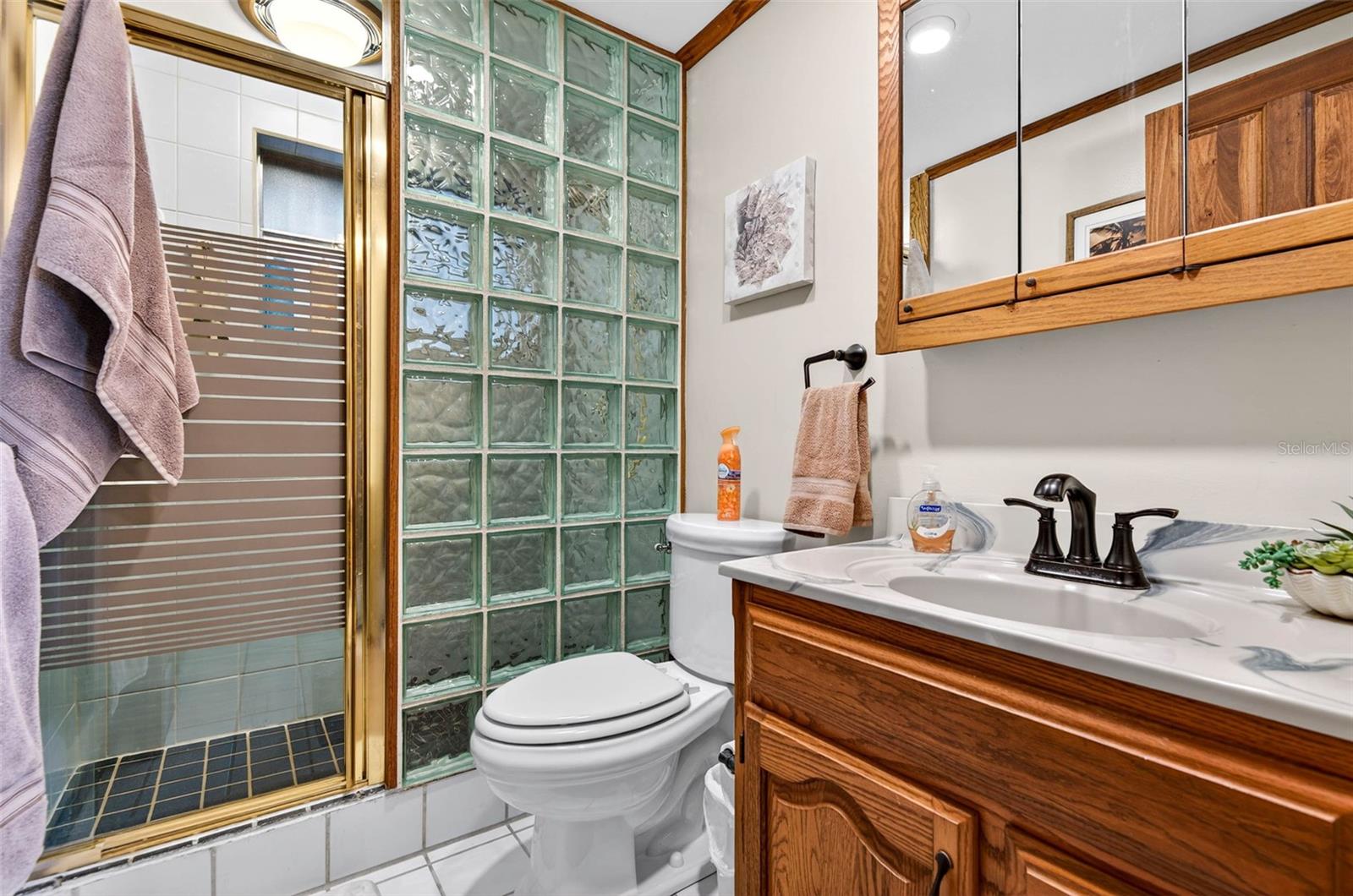 Image 25 of 47 For 6645 Harbor Drive