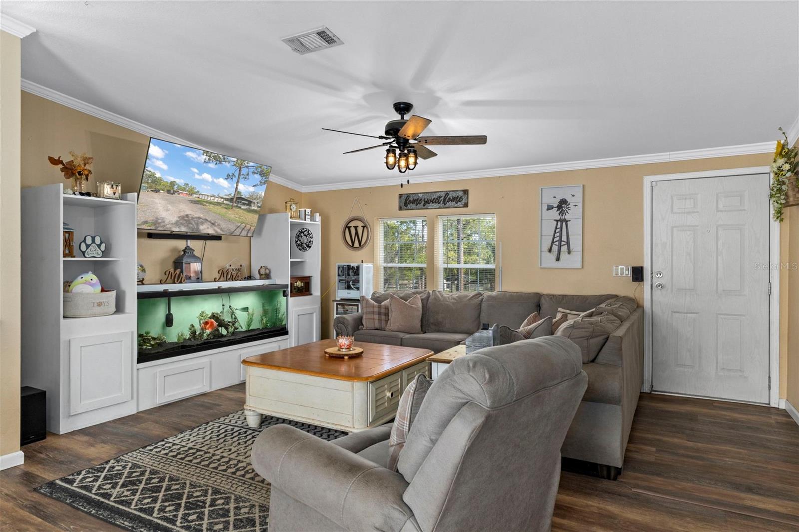 Image 10 of 59 For 5174 Oldfield Avenue