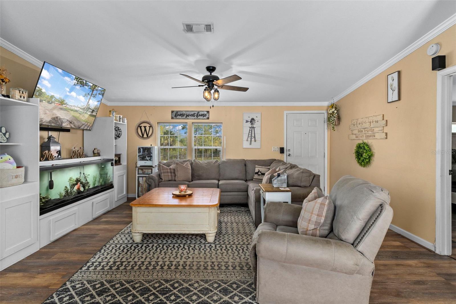 Image 12 of 59 For 5174 Oldfield Avenue